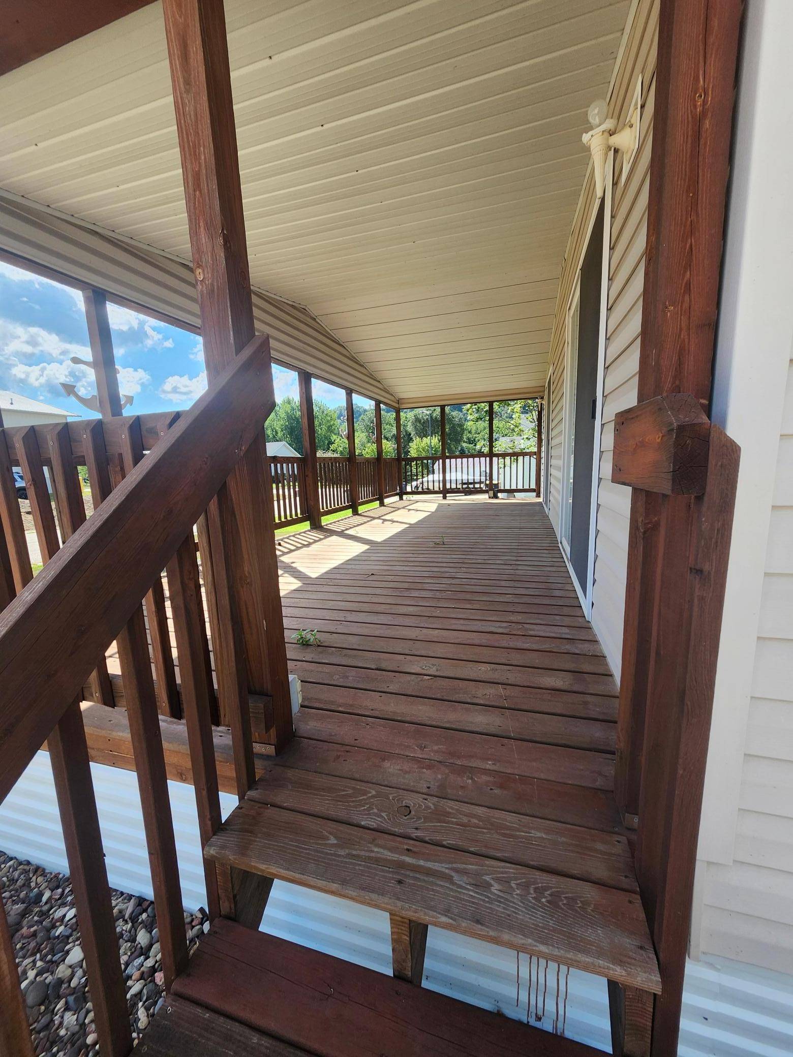 918 Peters CT, Lake City, MN 55041