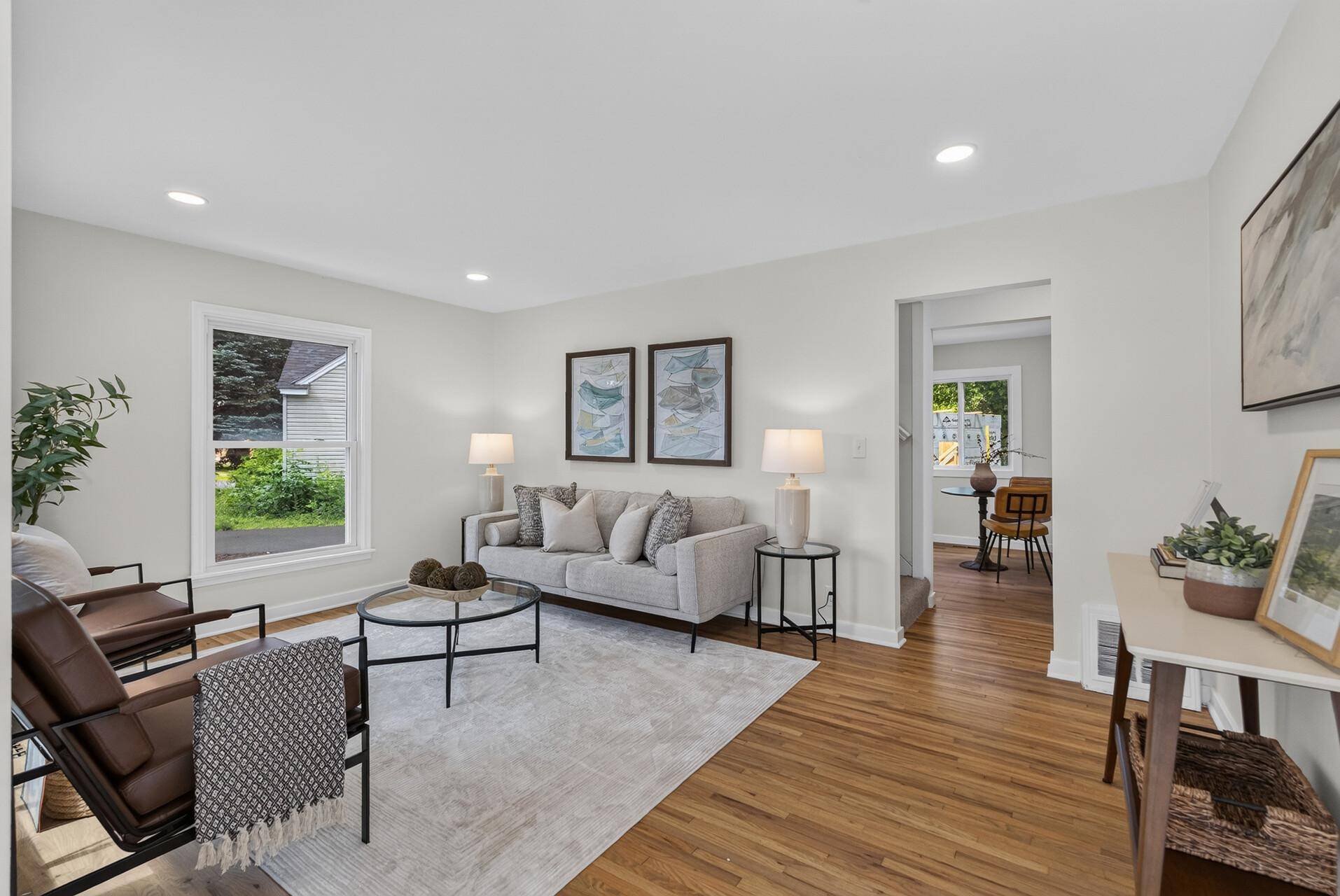 2930 Texa Tonka AVE, Saint Louis Park, MN 55426