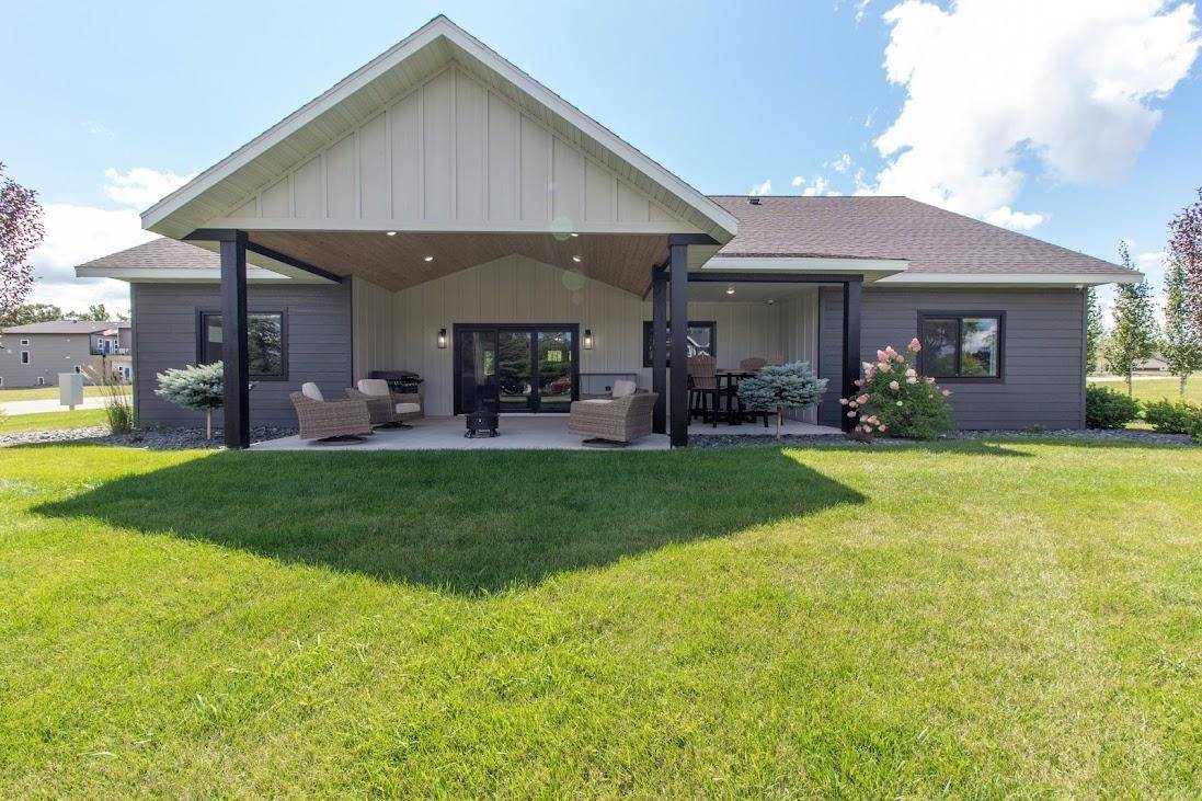 129 Altavista DR, Detroit Lakes, MN 56501