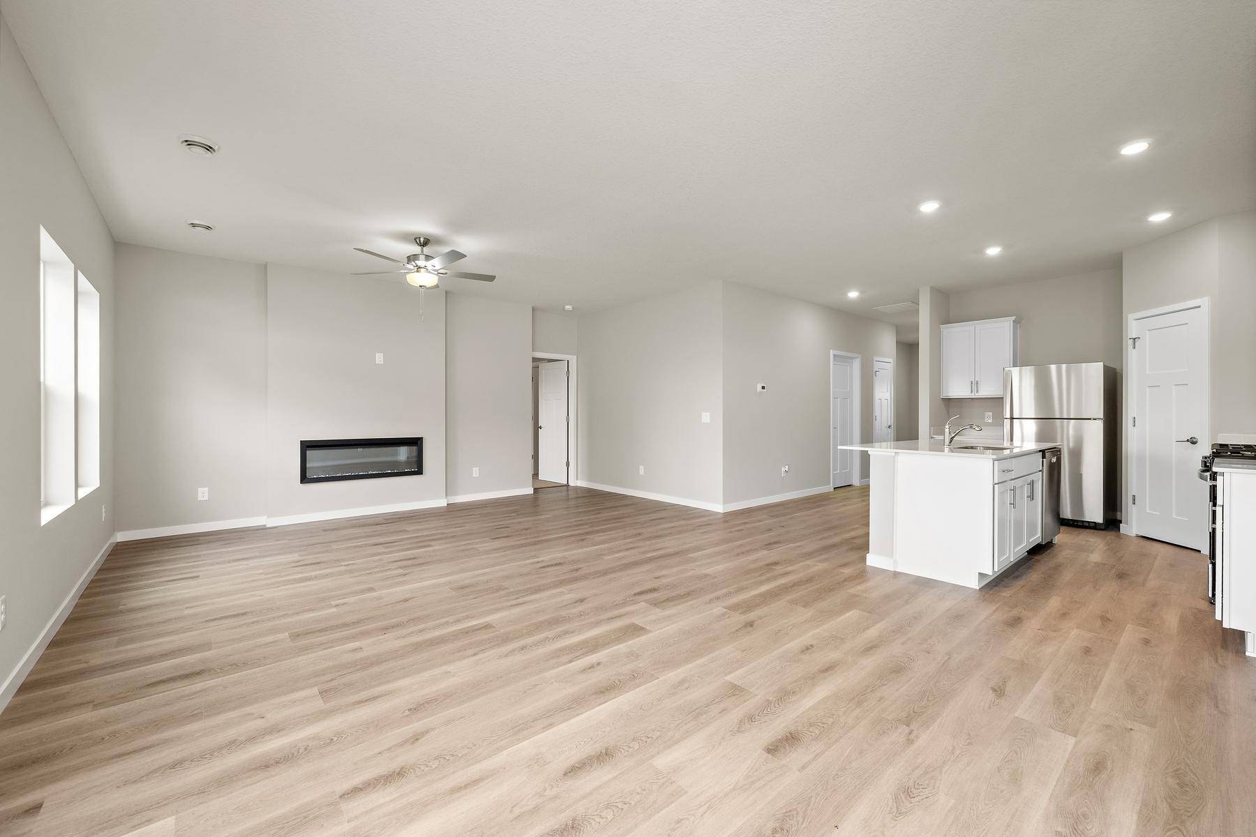 919 Sycamore PL N, Cambridge, MN 55008