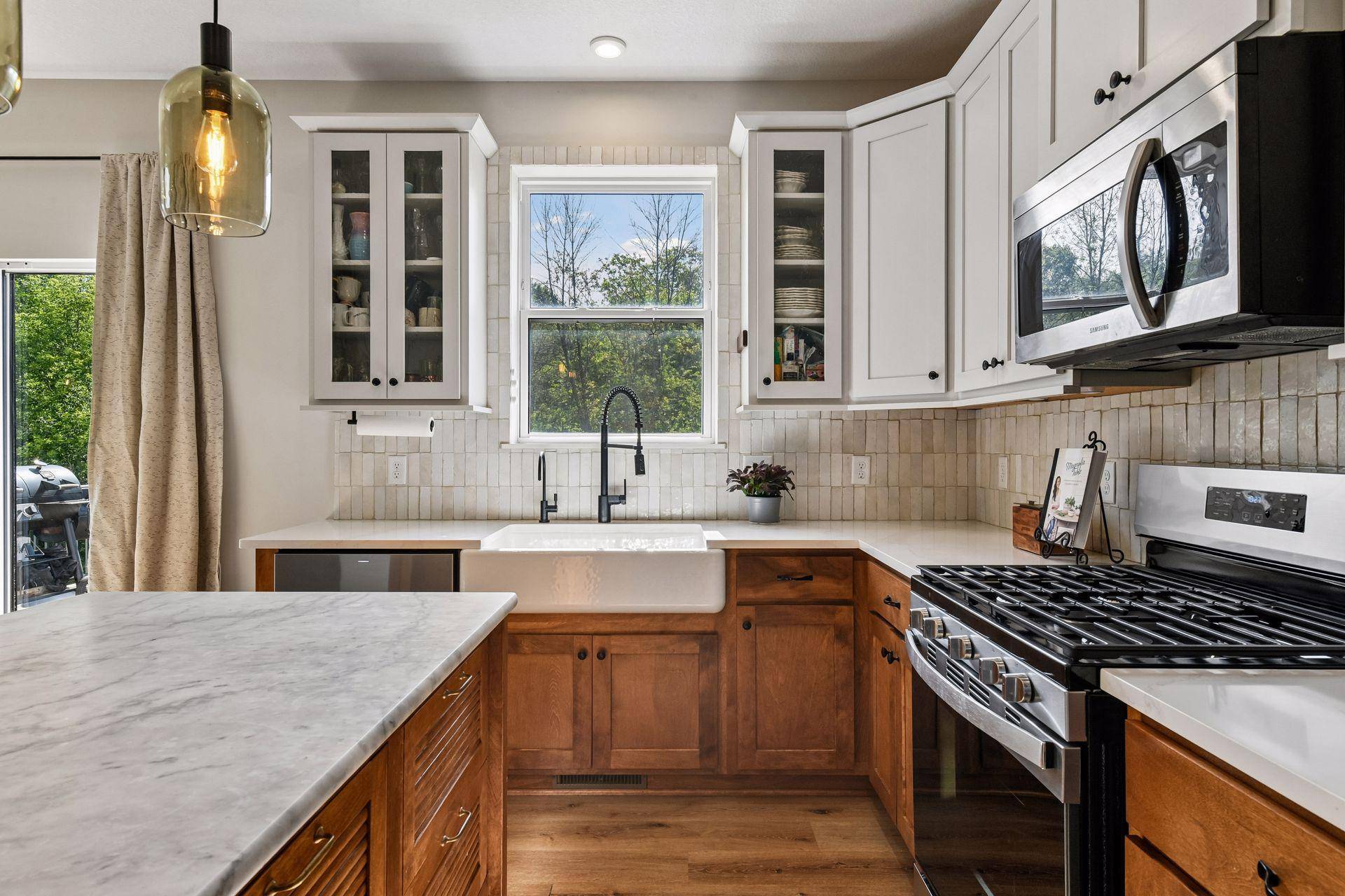 1017 Fabel LN, Waconia, MN 55387