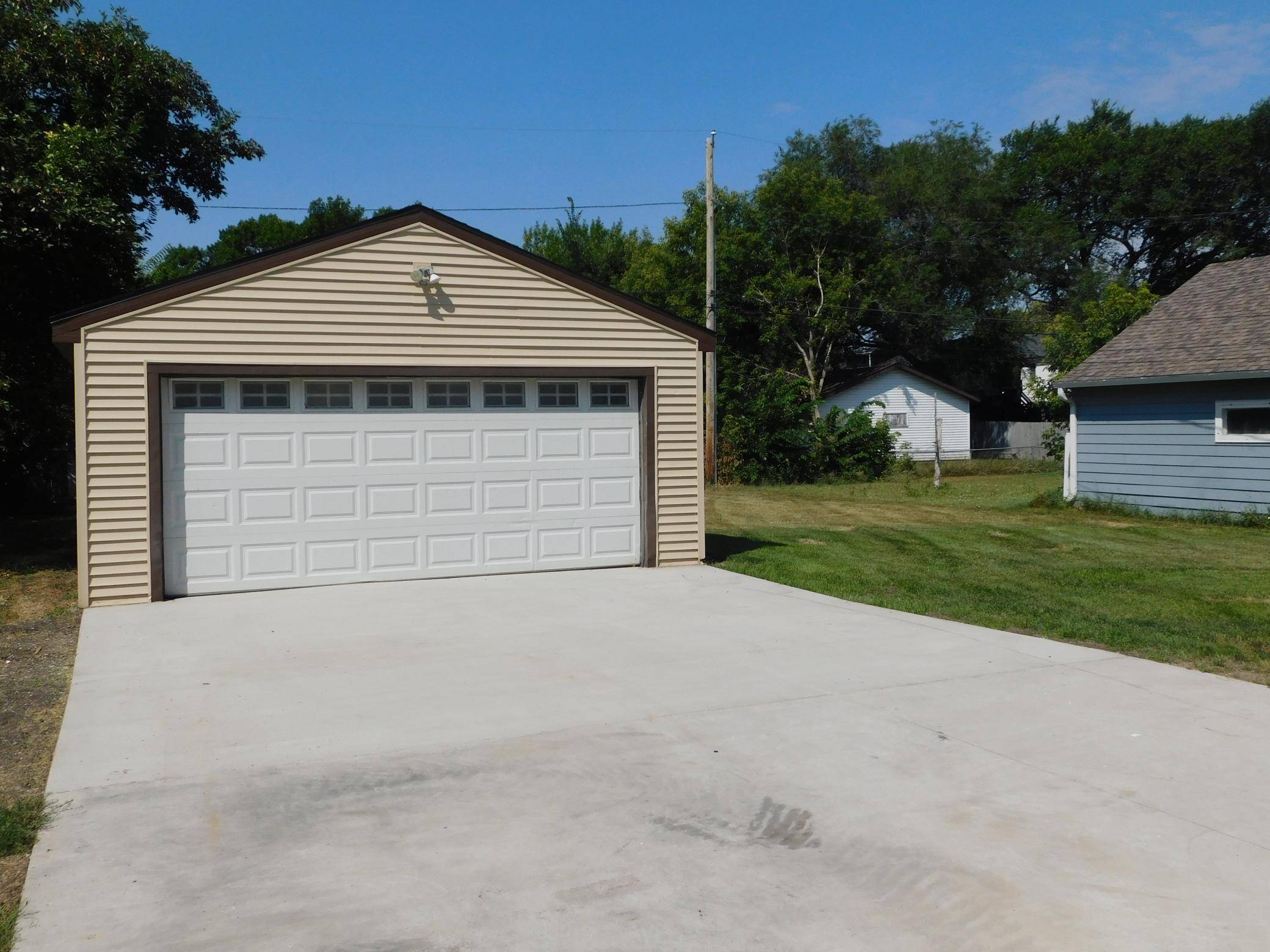 413 22nd ST S, Fargo, ND 58103