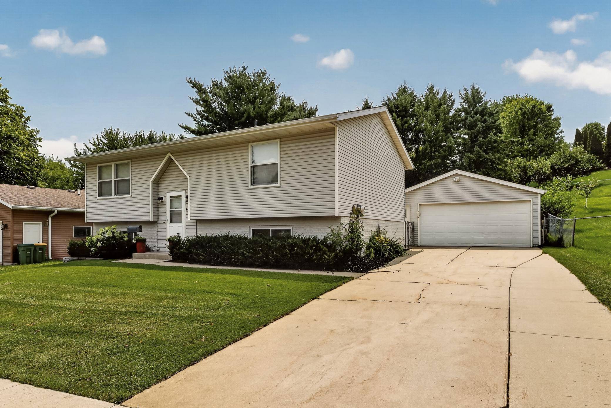 4150 Valley DR NW, Rochester, MN 55901