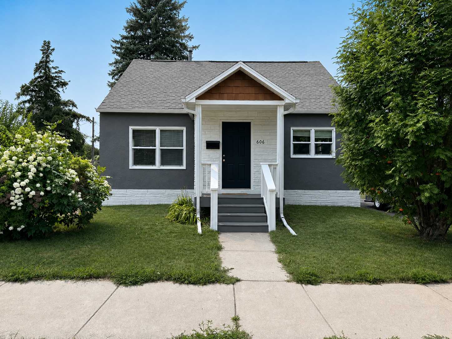 606 S 8th ST, Brainerd, MN 56401