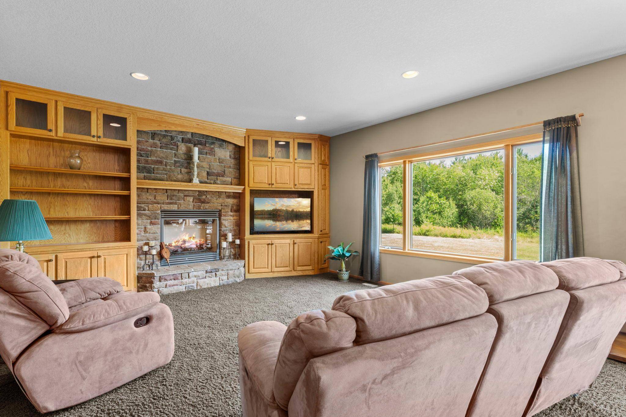 40617 Lowden AVE, North Branch, MN 55056