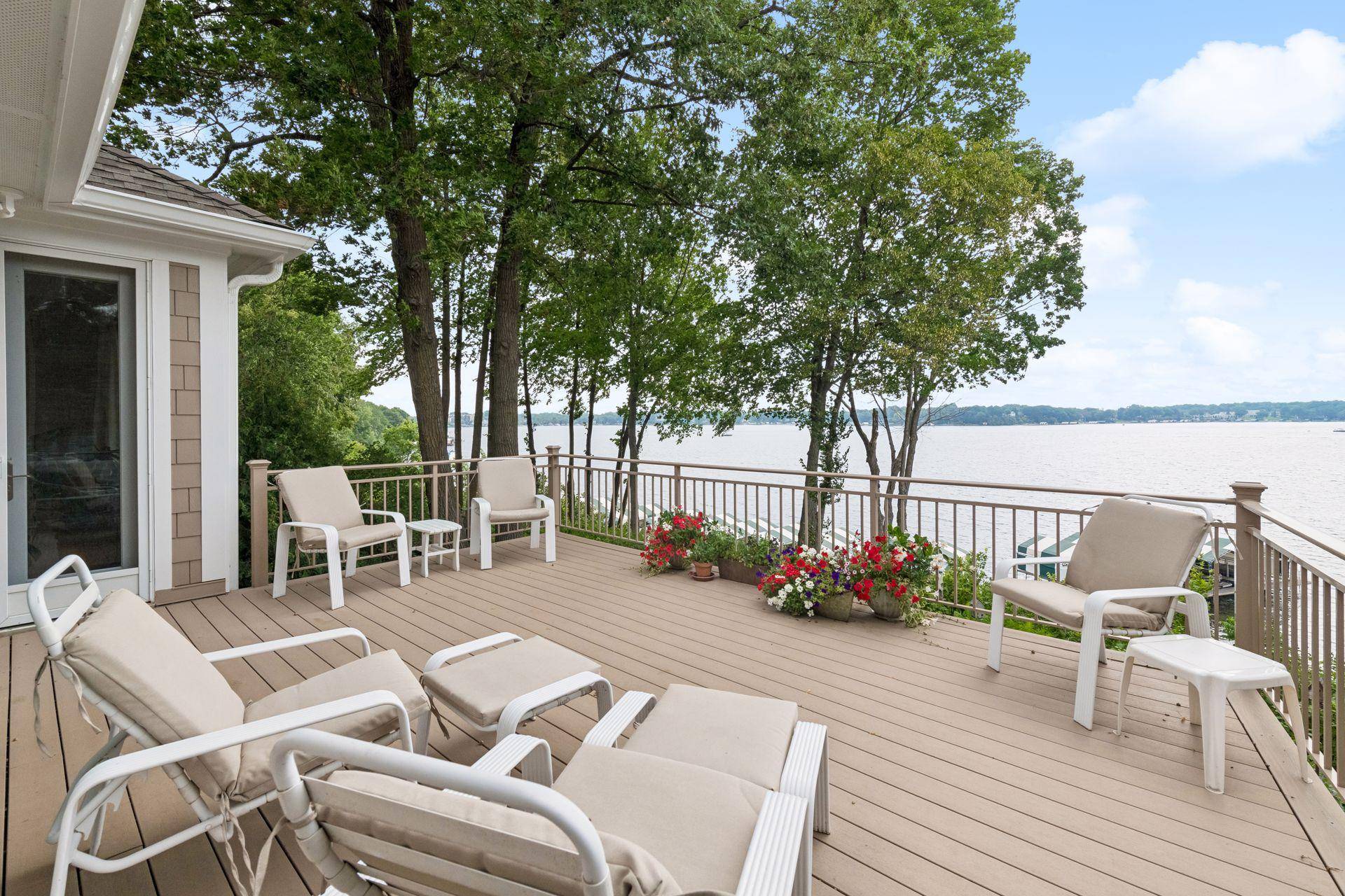 2928 Pelican Point CIR, Mound, MN 55364