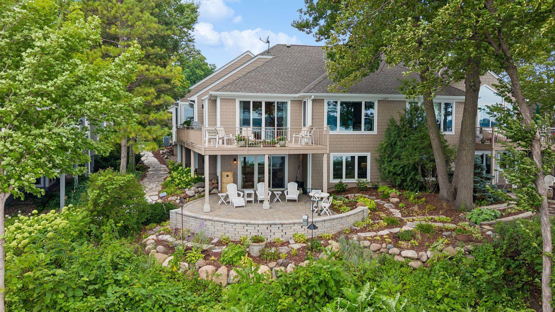 2928 Pelican Point CIR, Mound, MN 55364