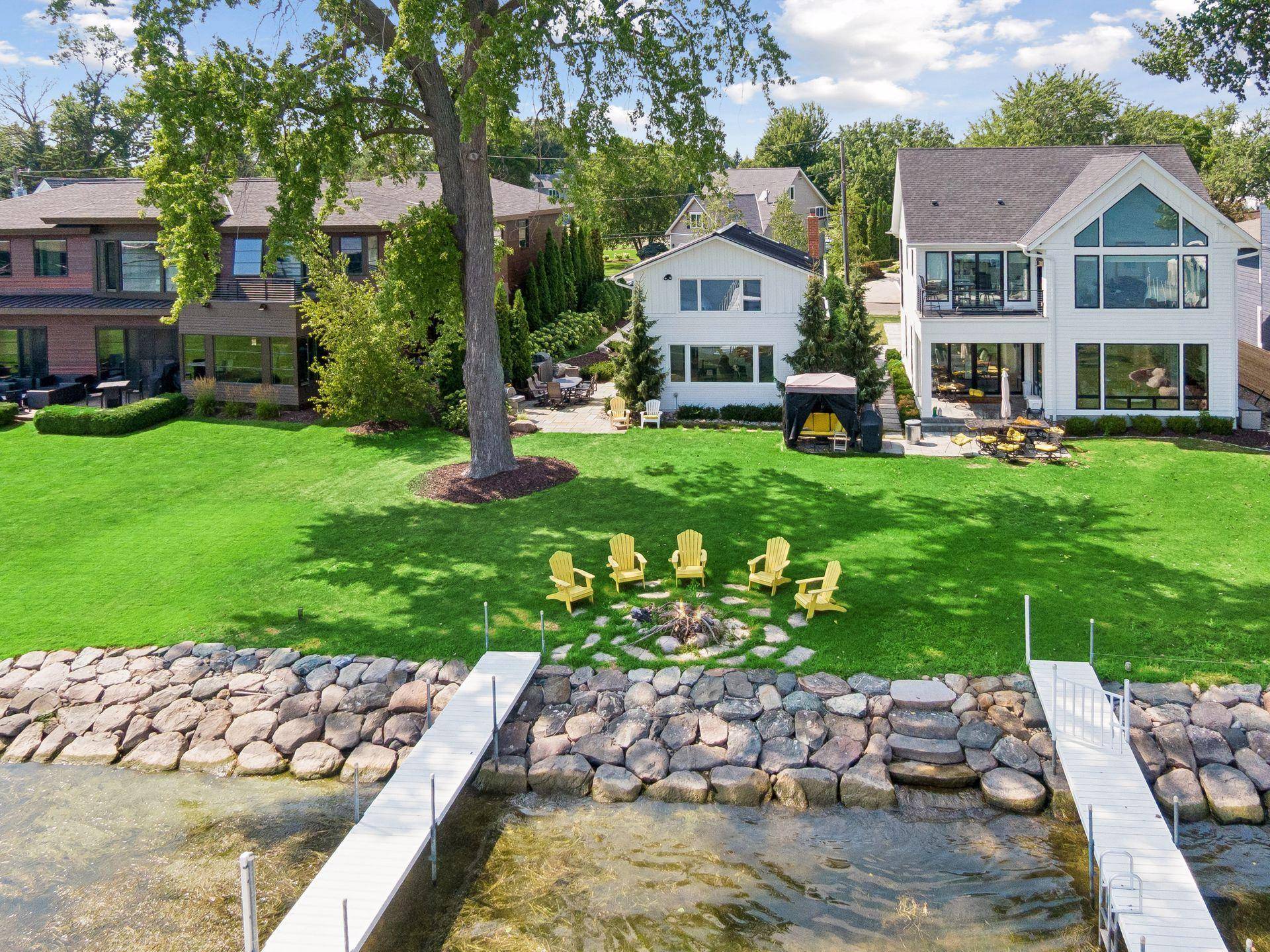 55 W Point AVE, Tonka Bay, MN 55331