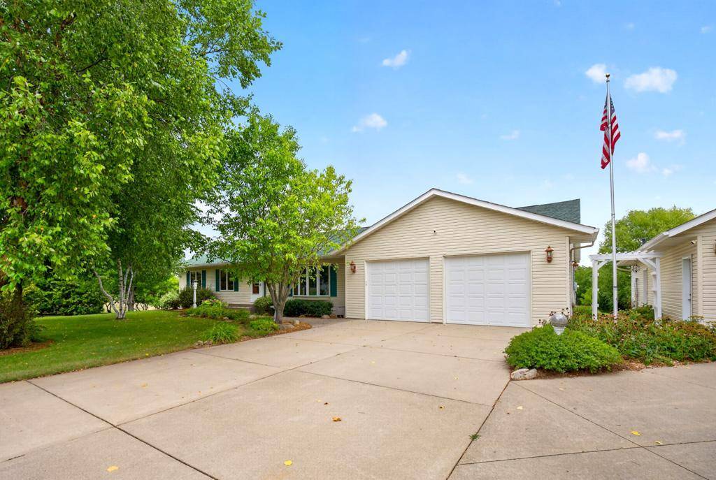 31518 Lakeview DR, Lake City, MN 55041