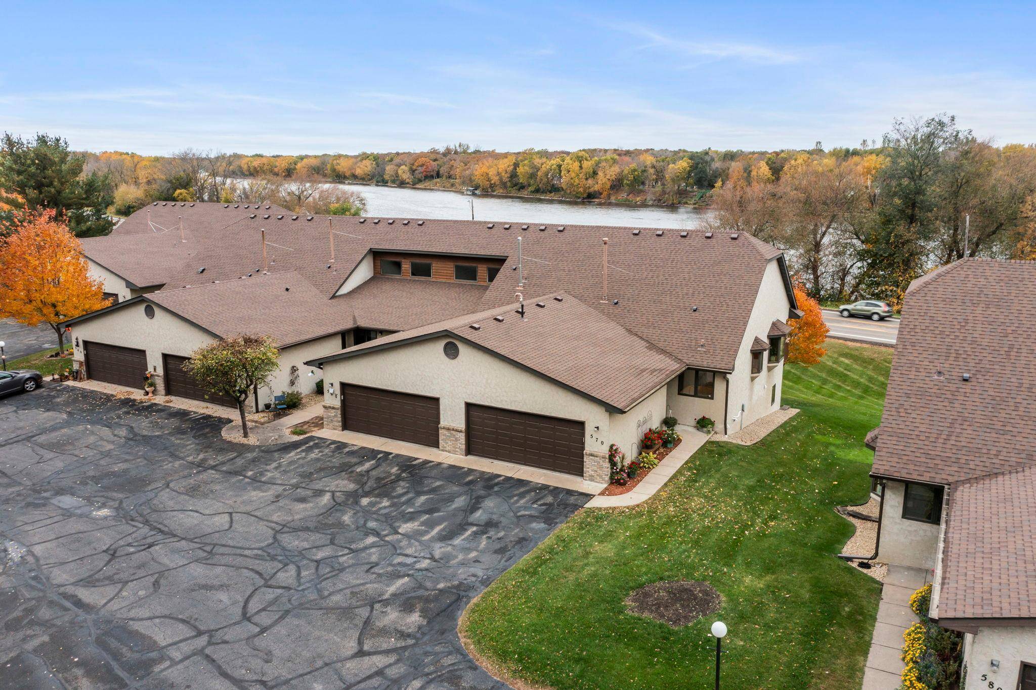 660 Riverview DR #570, Monticello, MN 55362