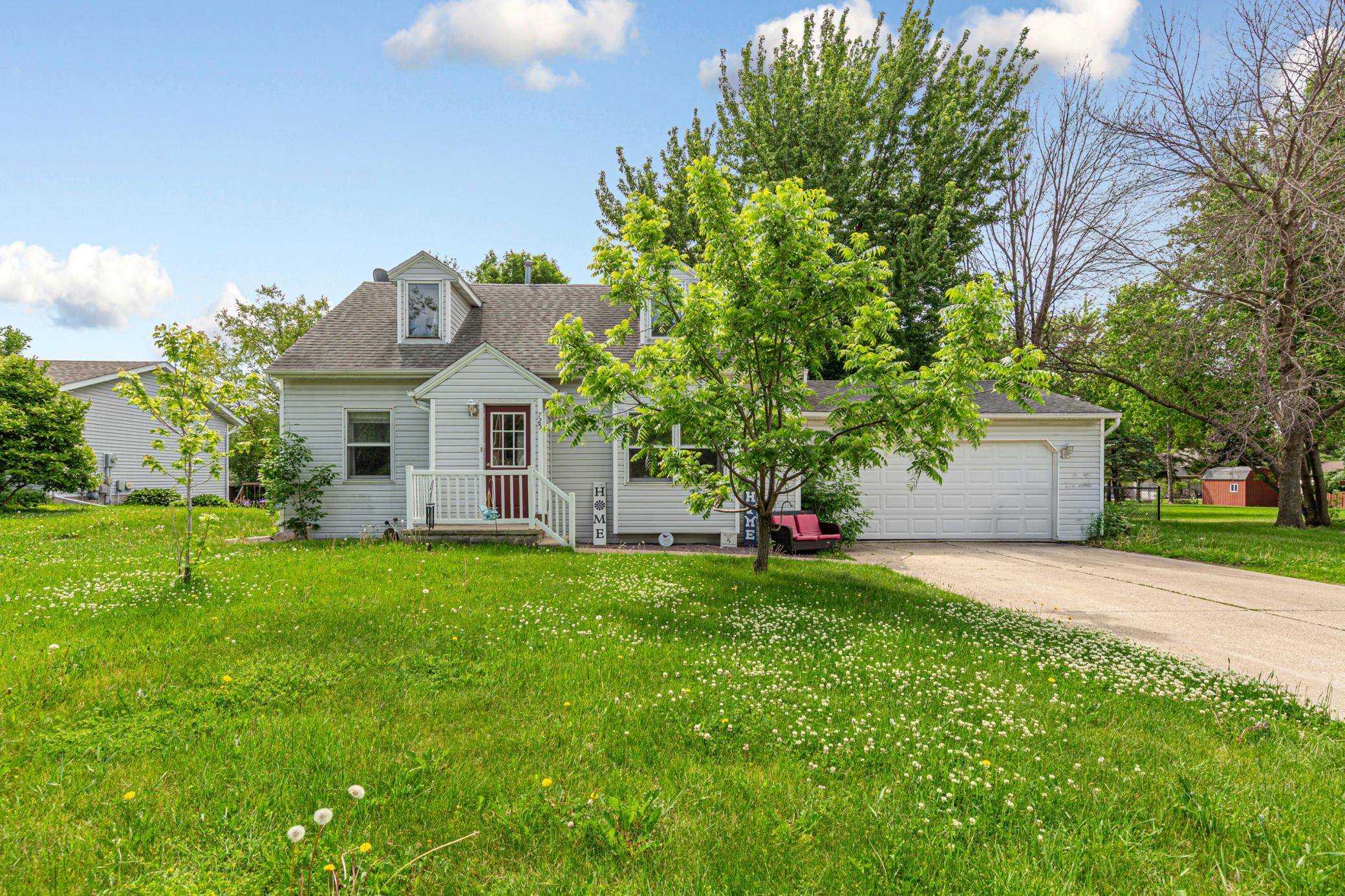 725 Mineral Sp RD NE, Owatonna, MN 55060