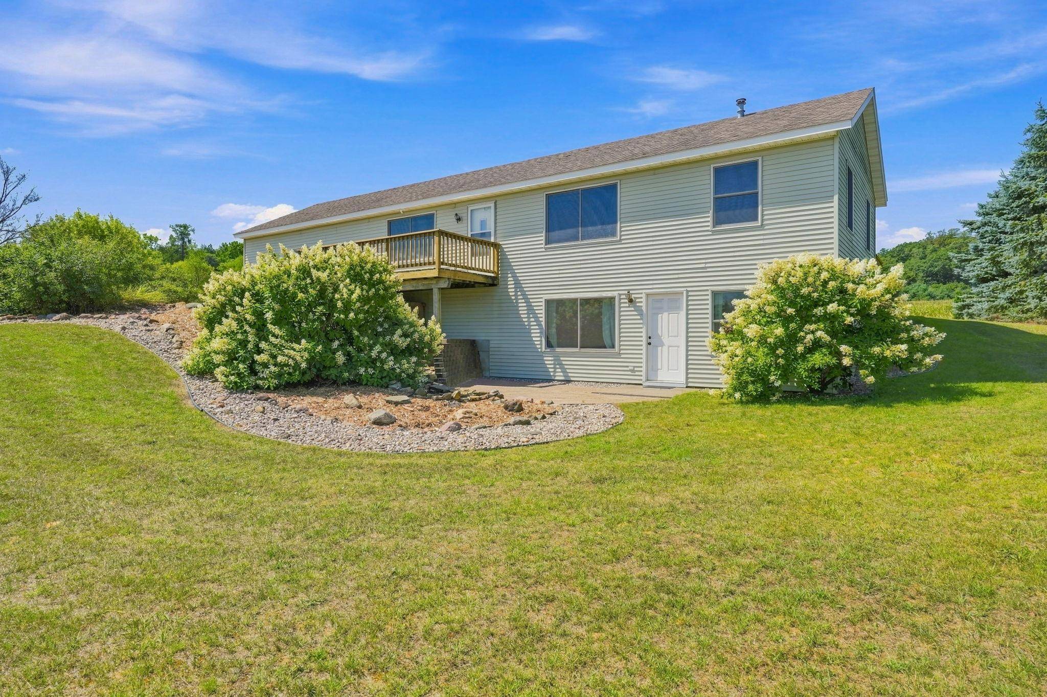 206 County Road JJ, River Falls, WI 54022