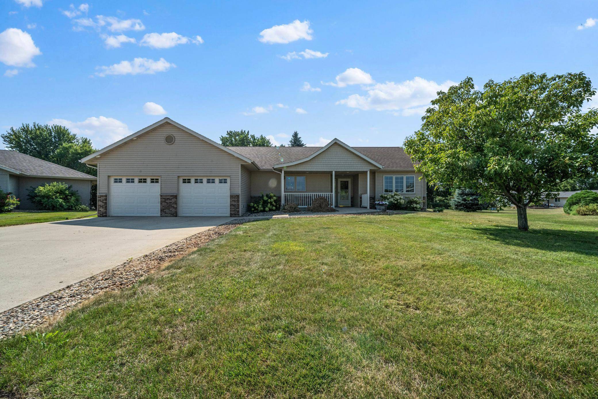 630 Dewberry LN, Alexandria, MN 56308