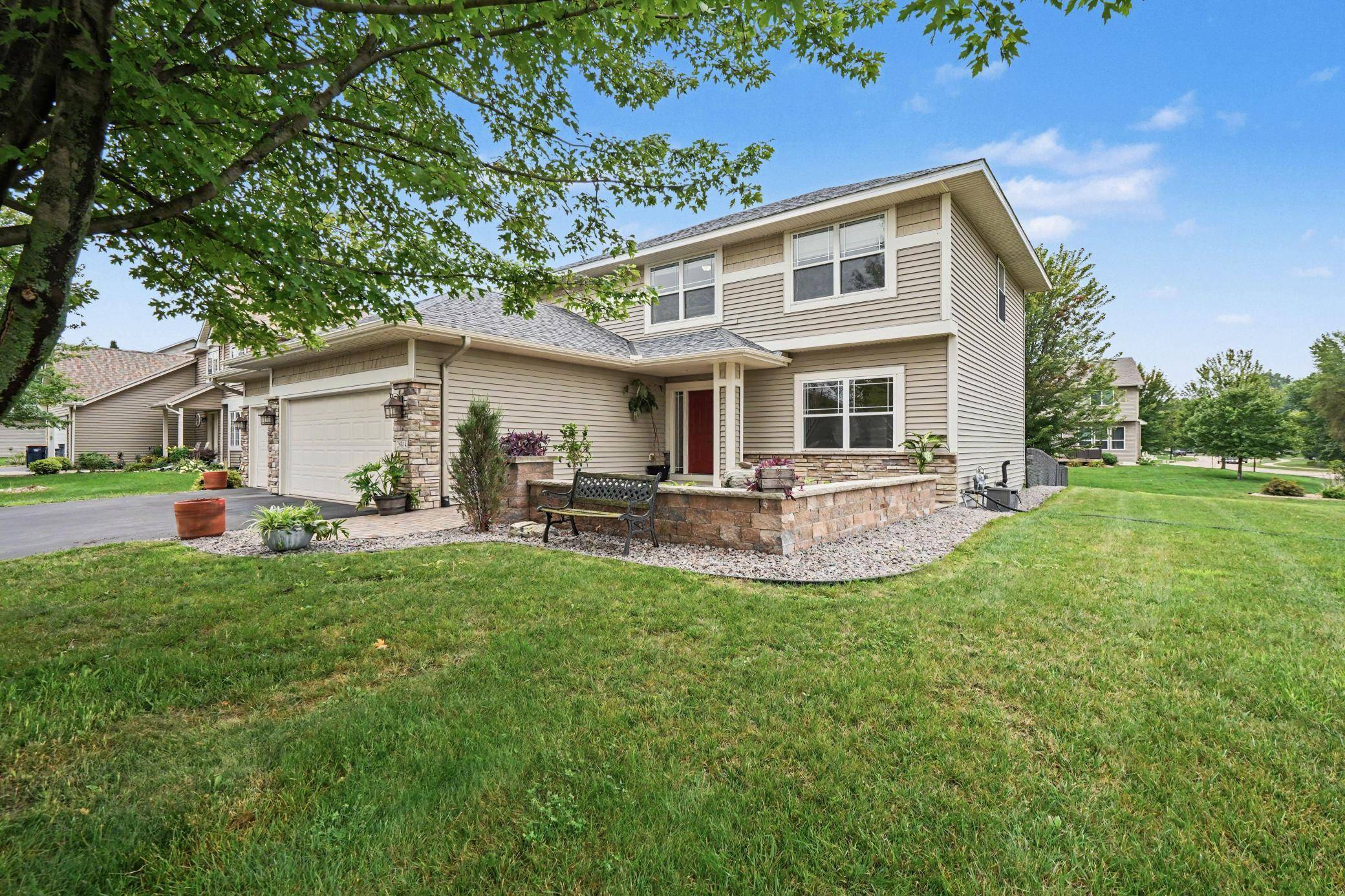 26814 Meadow Ridge DR, Elko New Market, MN 55020