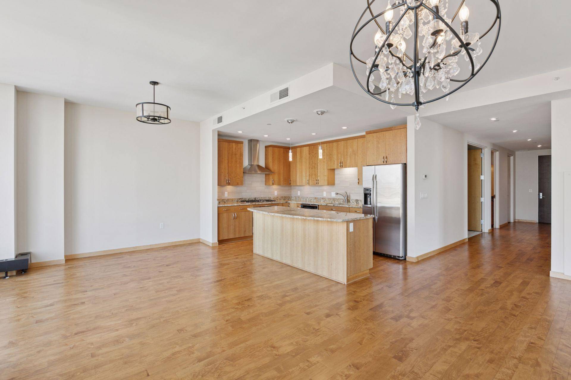 201 S 11th St #1700, Minneapolis, MN 55403