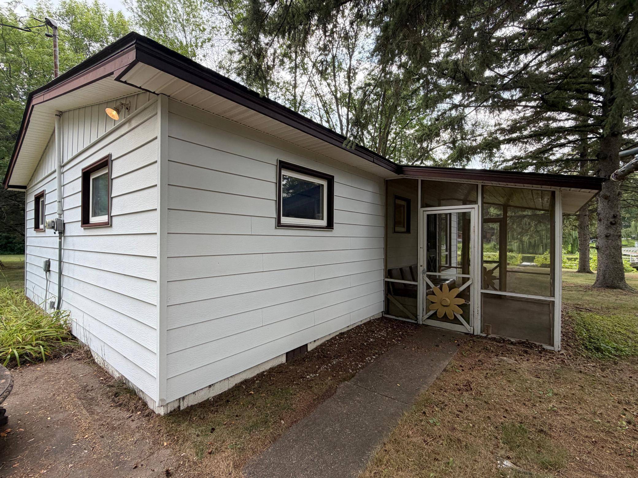 5540 102nd AVE SE, Clear Lake, MN 55319