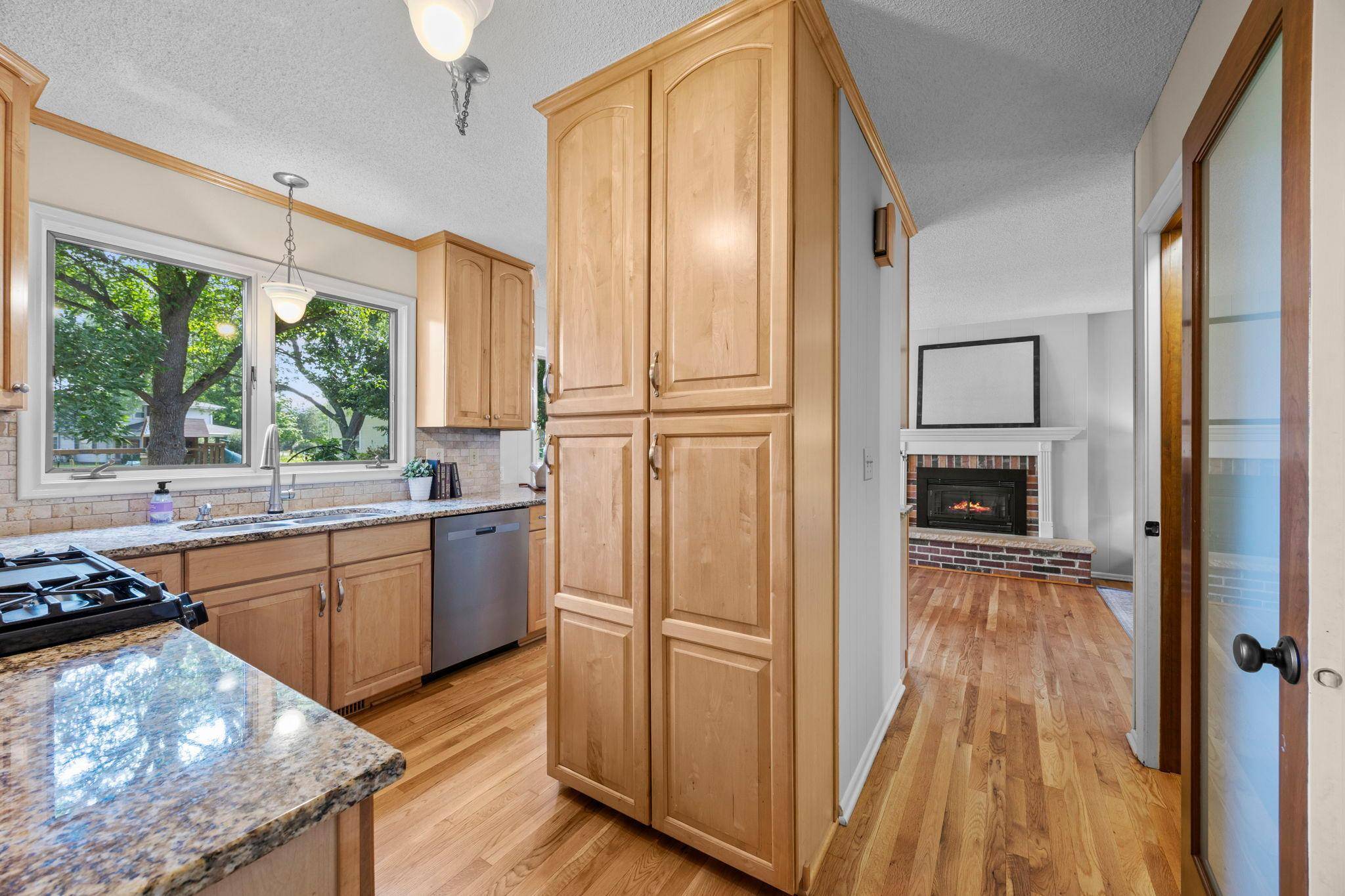 9609 Utica RD, Bloomington, MN 55437