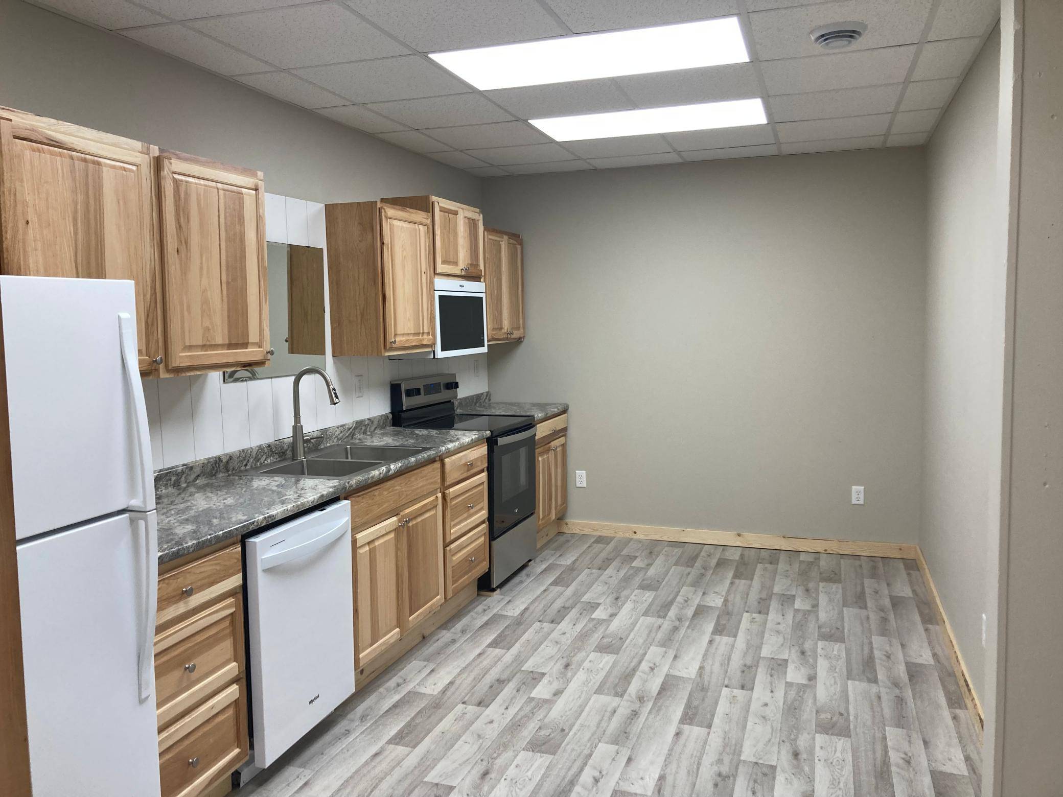 219 6th ST #9, Hawley, MN 56549