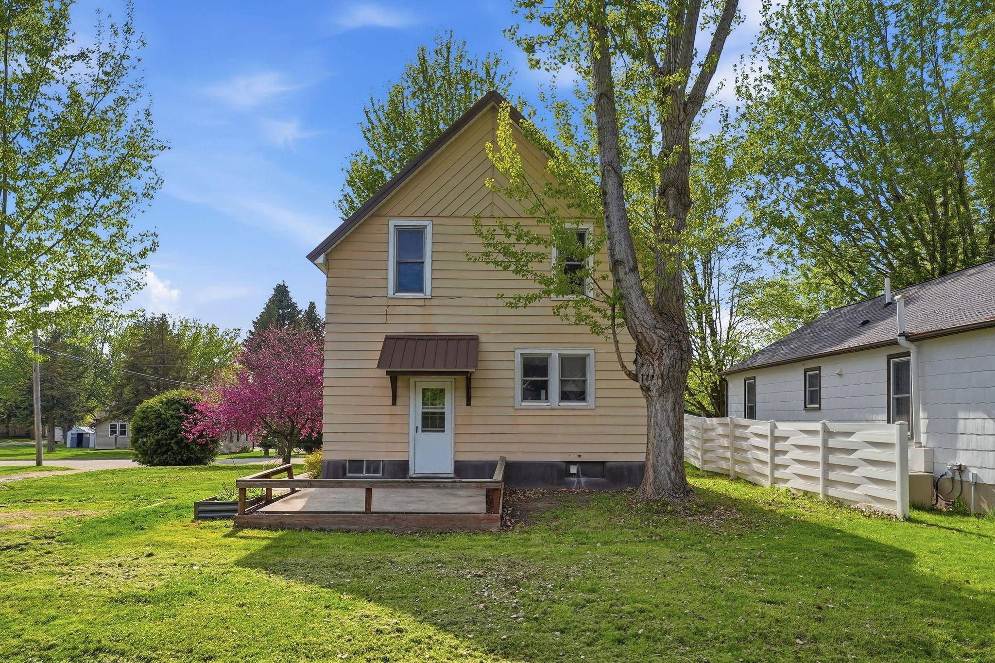 280 4th ST NE, Glenwood, MN 56334