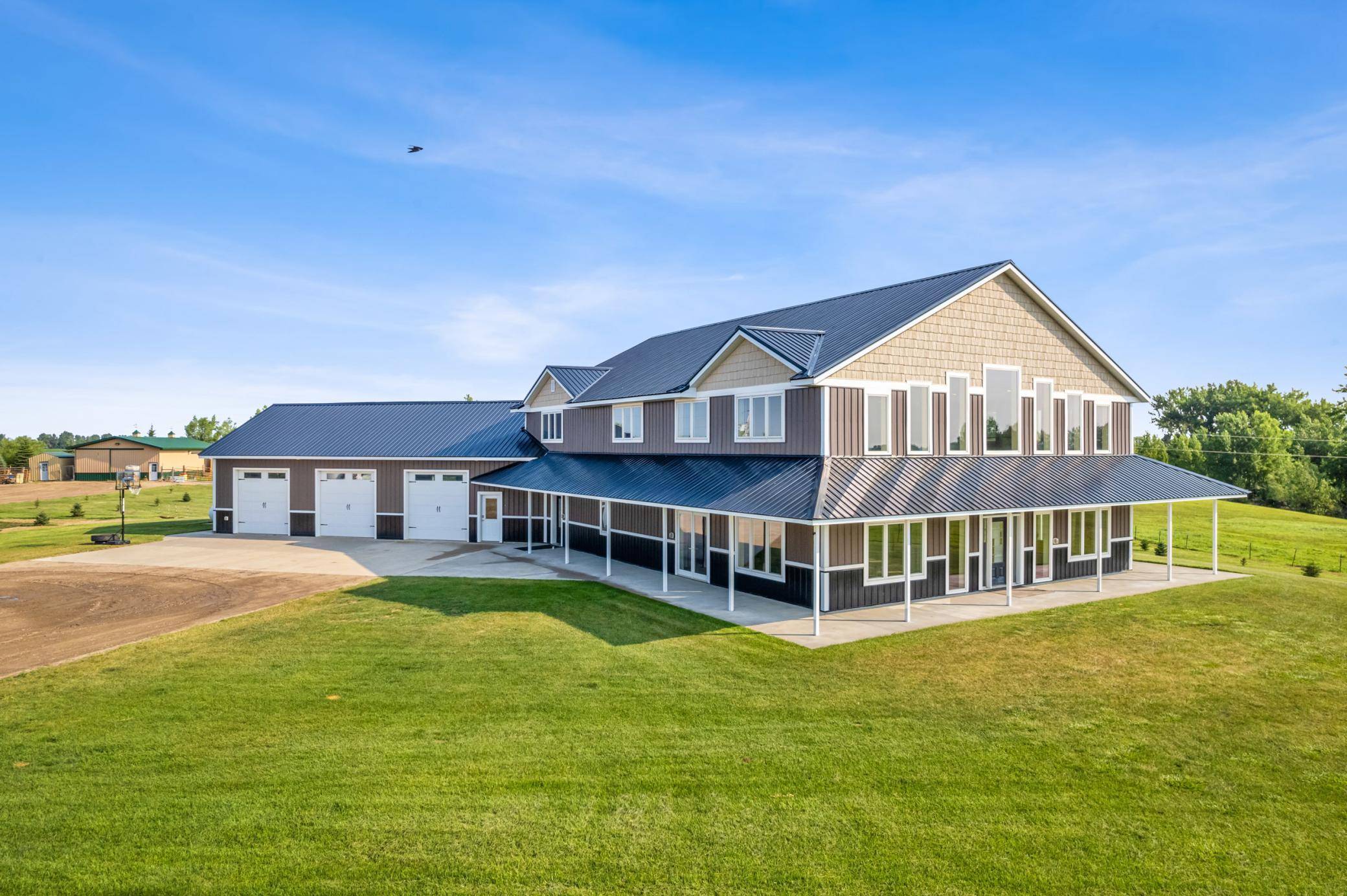22338 15th AVE N, Hawley, MN 56549