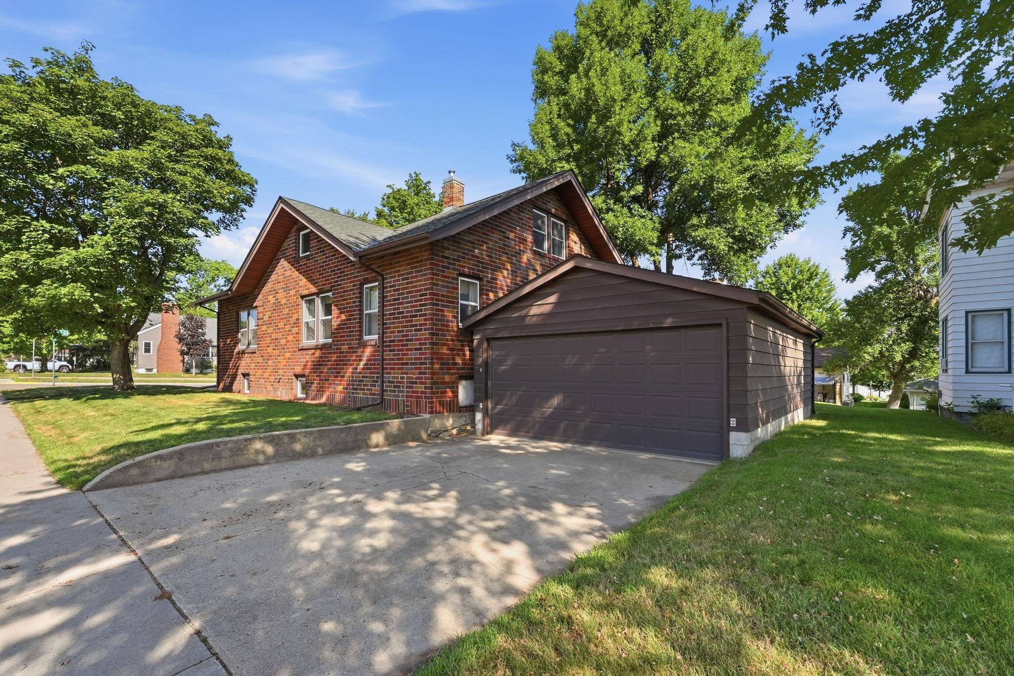 231 Maple ST, Sauk Centre, MN 56378