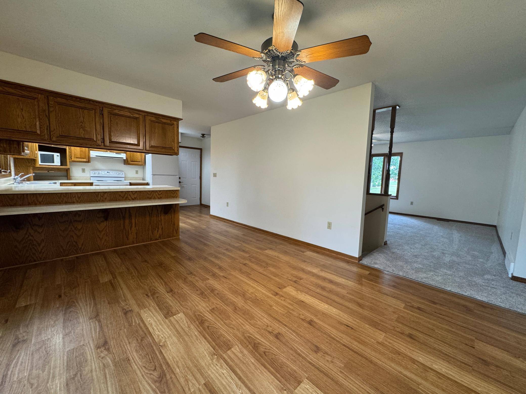 500 Deschepper ST, Marshall, MN 56258