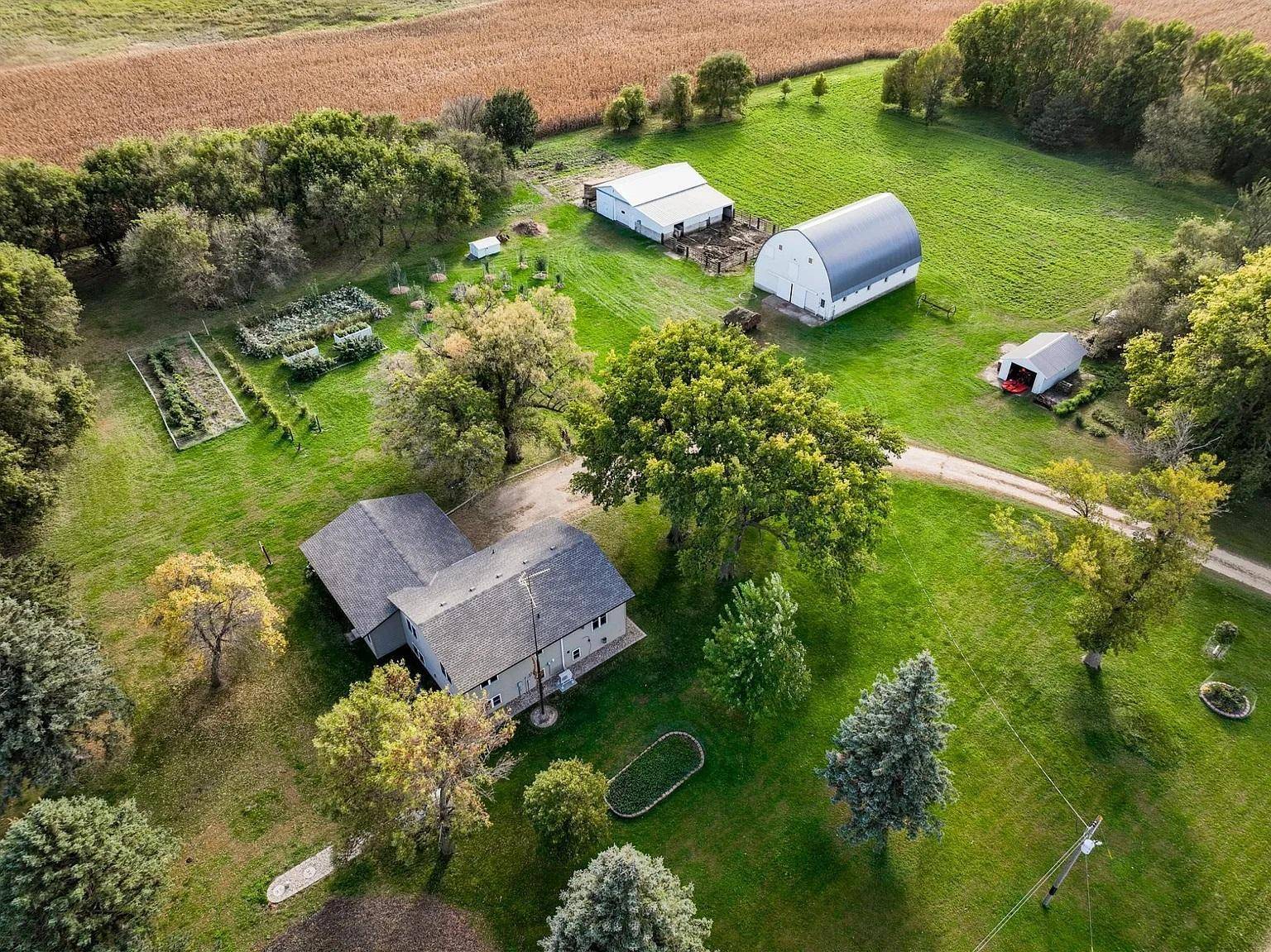 8020 80th ST NW, Milan, MN 56262