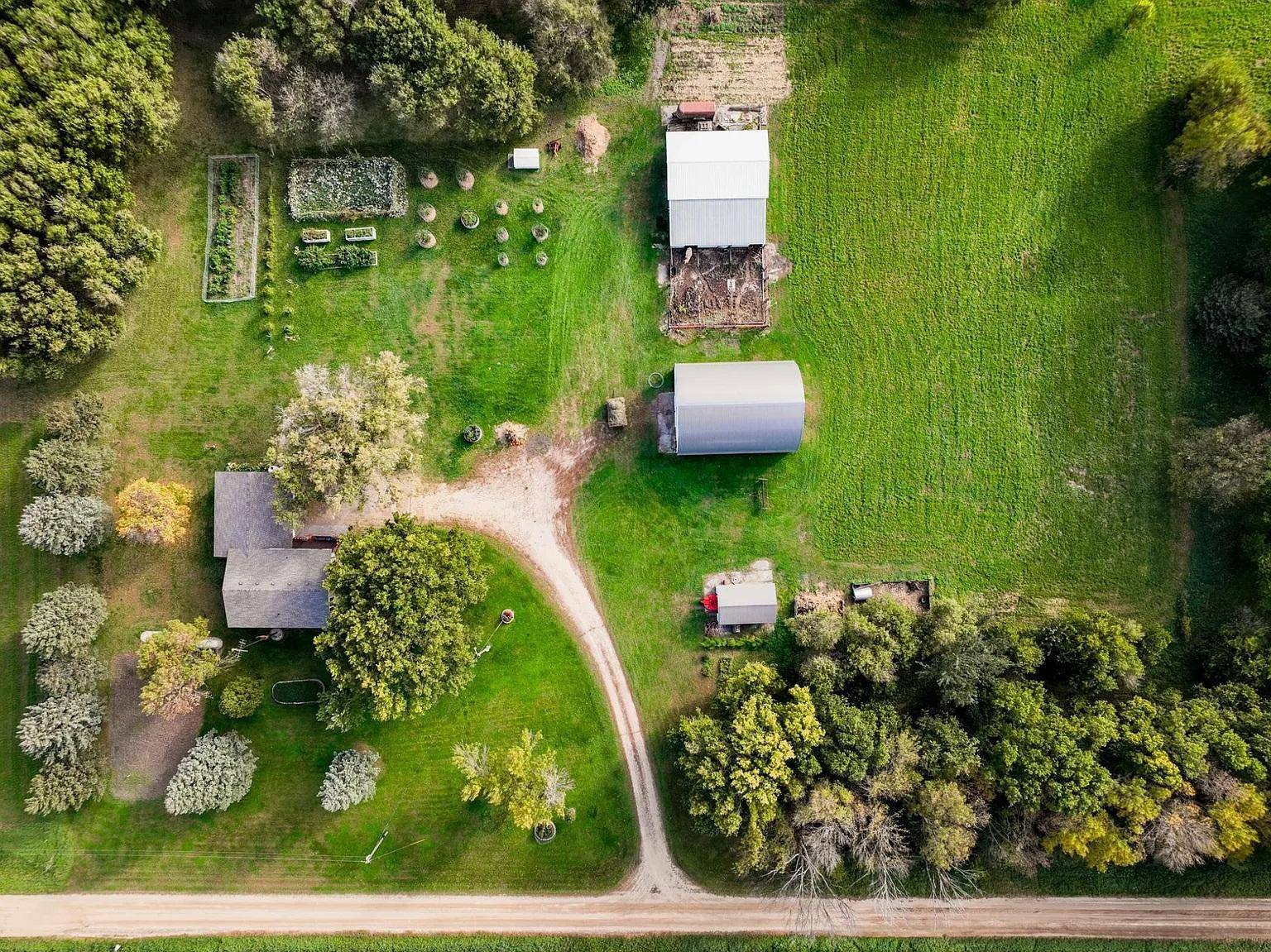 8020 80th ST NW, Milan, MN 56262