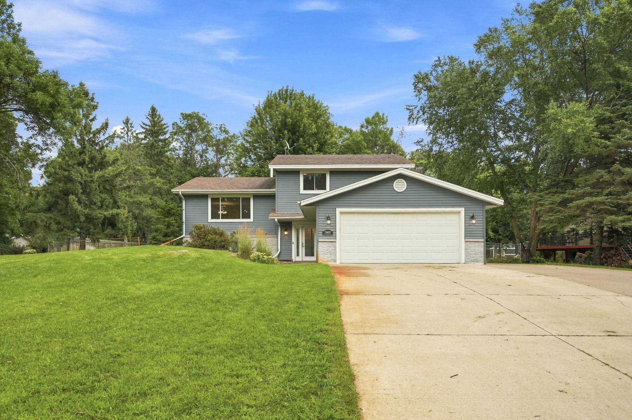 13409 Jonquil ST NW, Andover, MN 55304