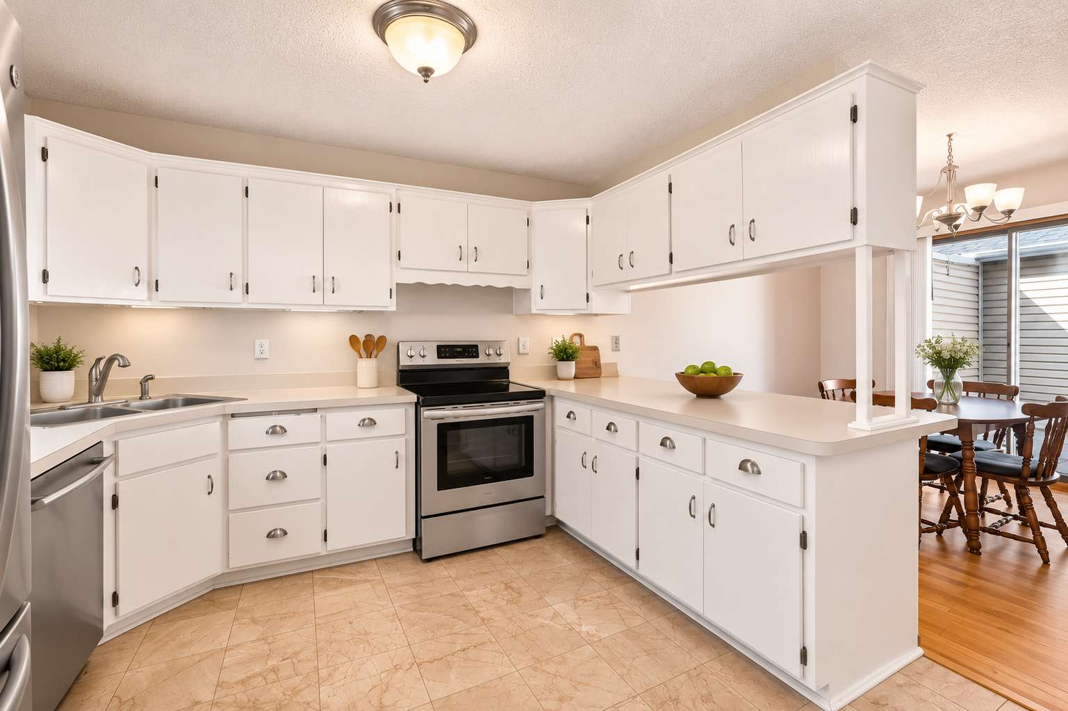 4505 Orchid CIR, Plymouth, MN 55446