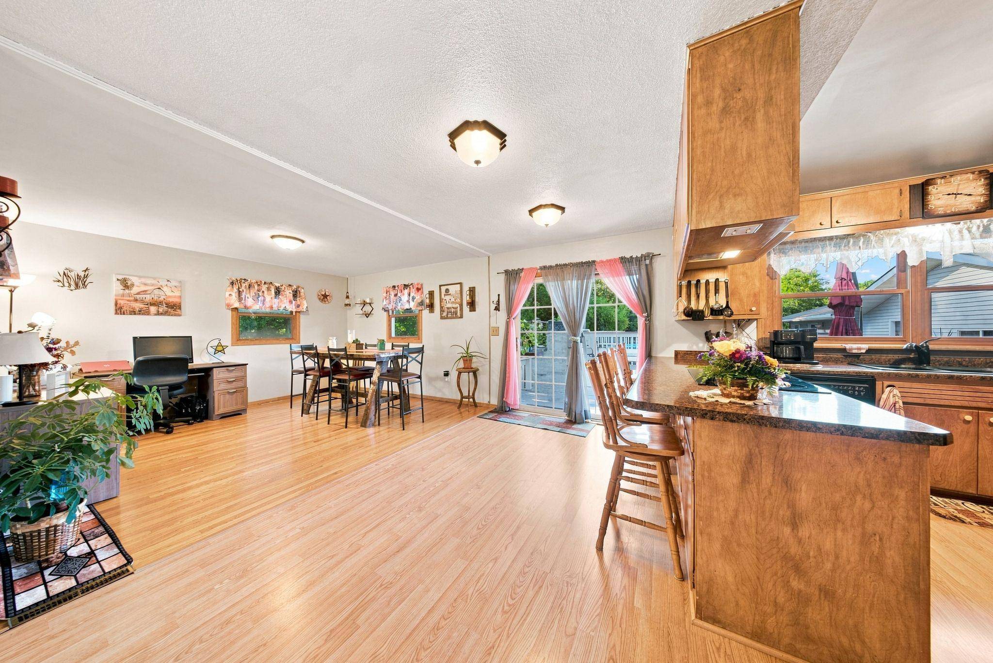 407 1st AVE W, Balsam Lake, WI 54810