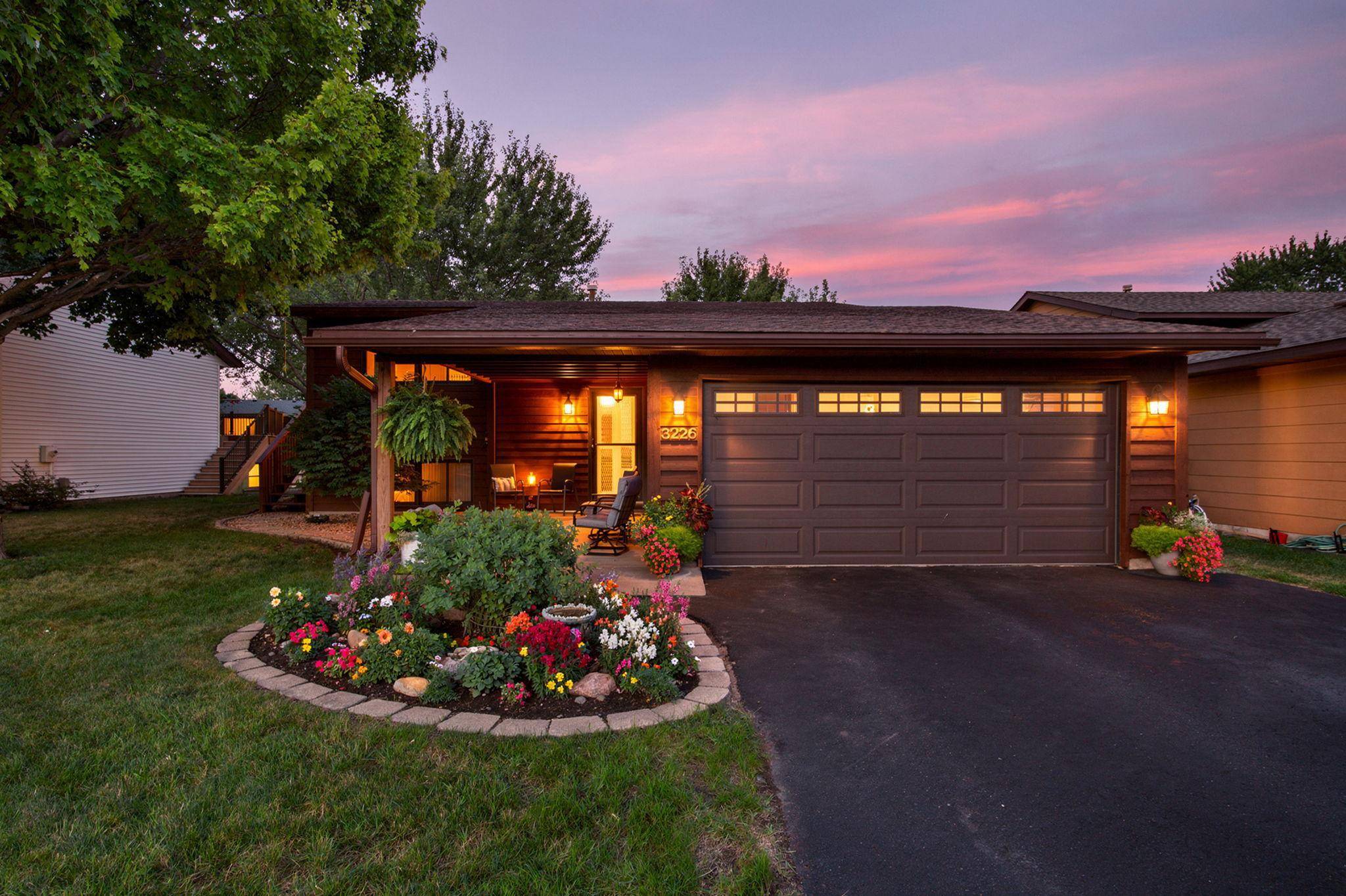3226 Marlin AVE, Vadnais Heights, MN 55127