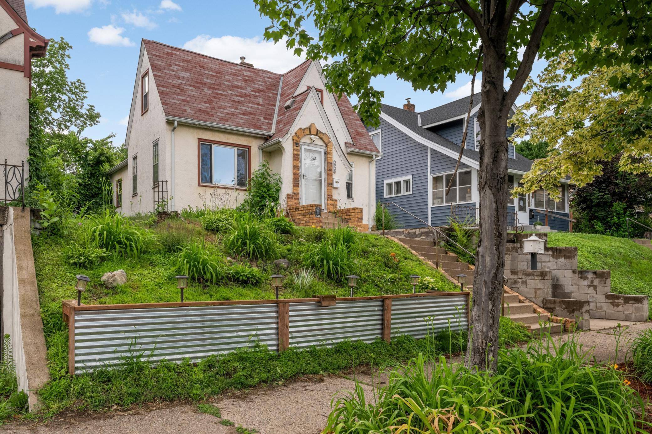 3920 15th AVE S, Minneapolis, MN 55407