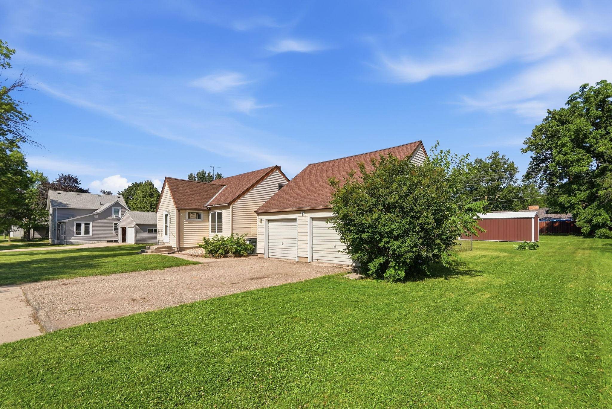 605 S 8th ST, Olivia, MN 56277