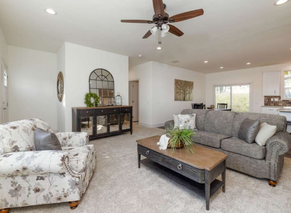 2421 Oak Preserve CT, Saint Cloud, MN 56304