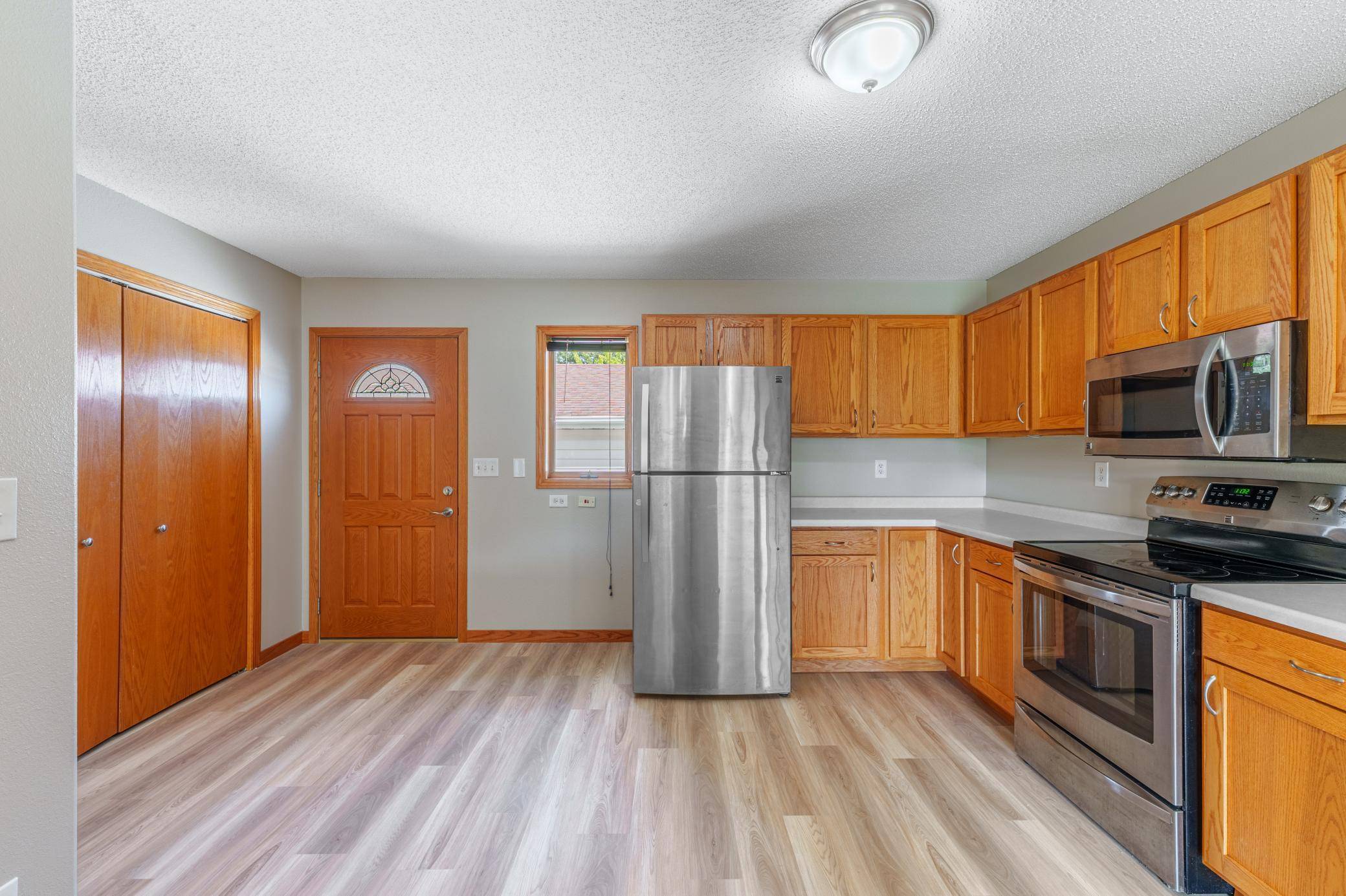 2017 32nd AVE S, Fargo, ND 58103