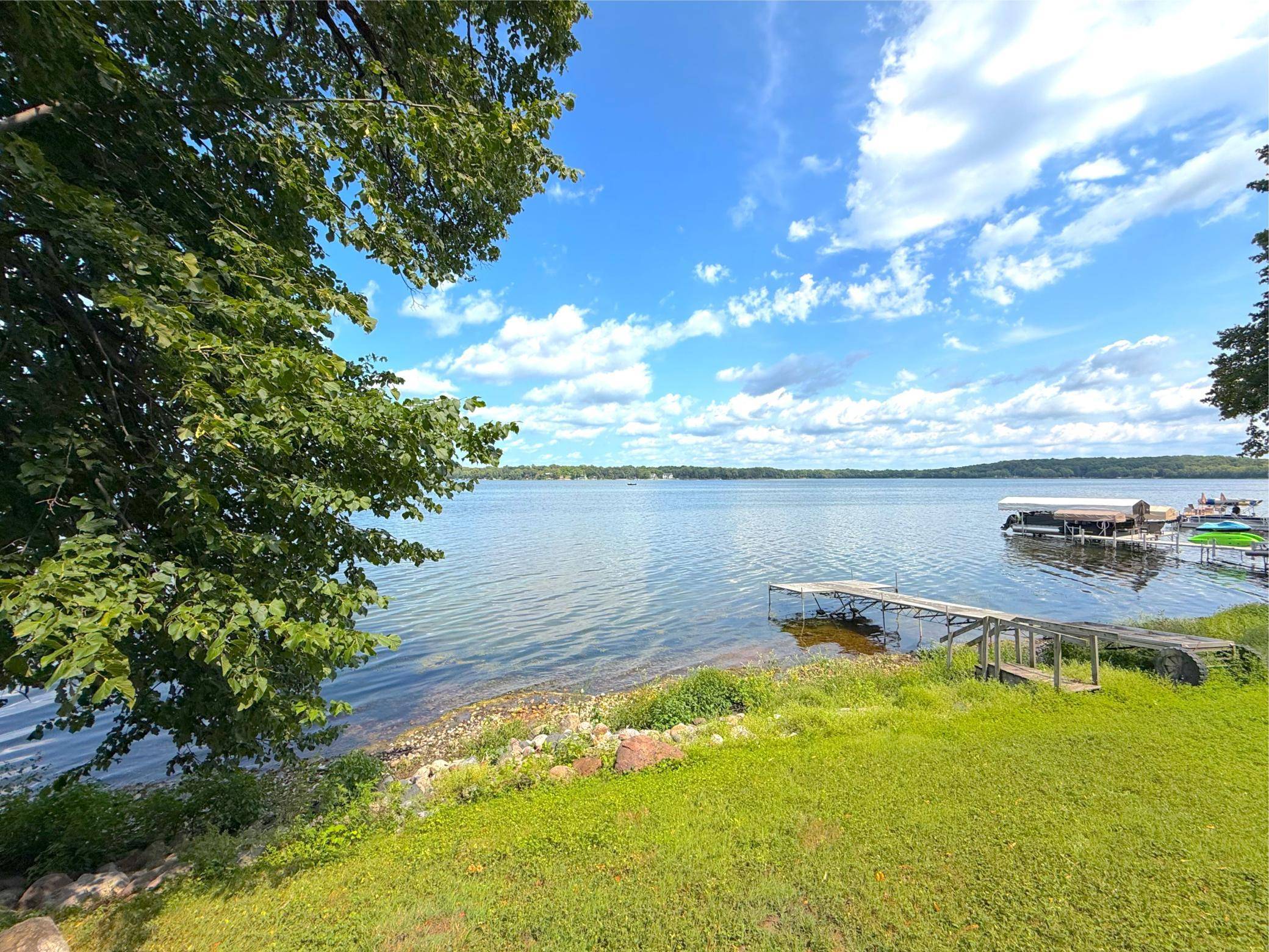9962 91st ST NW, Annandale, MN 55302