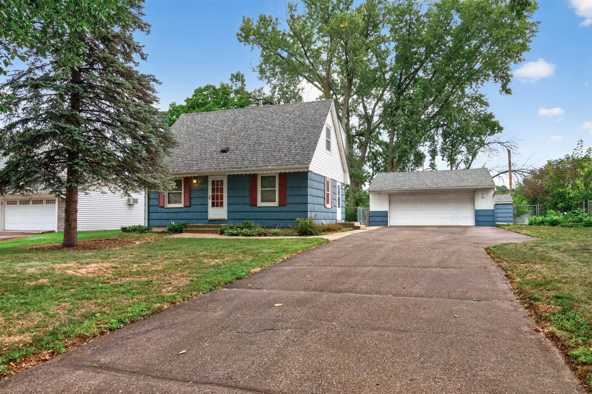 10957 Magnolia ST NW, Coon Rapids, MN 55448
