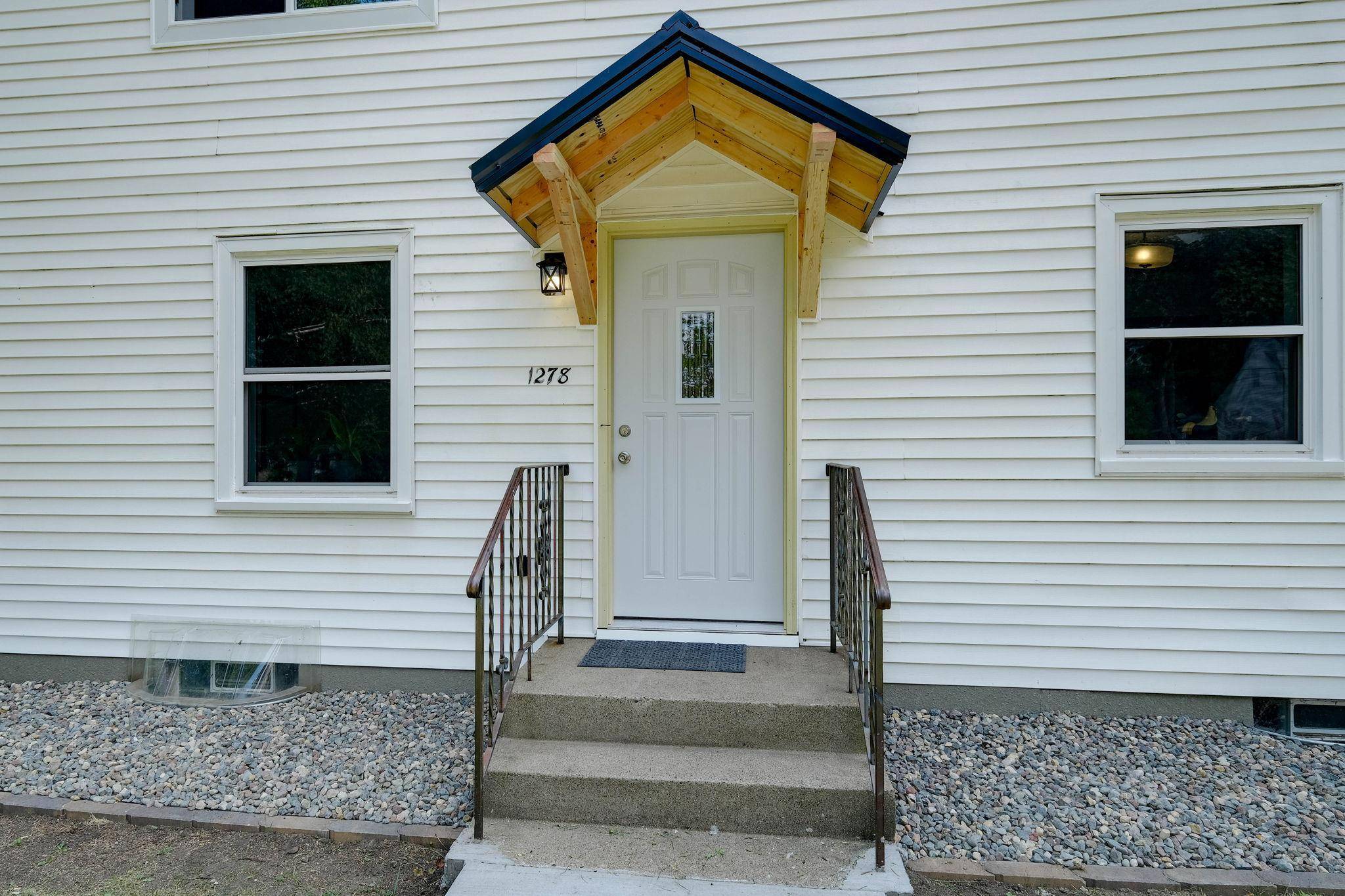 1278 Hubbard AVE, Saint Paul, MN 55104