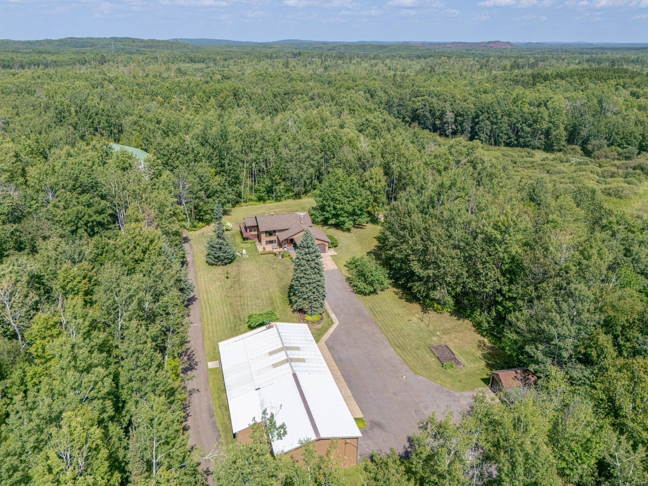11387 Spudville RD, Hibbing, MN 55746