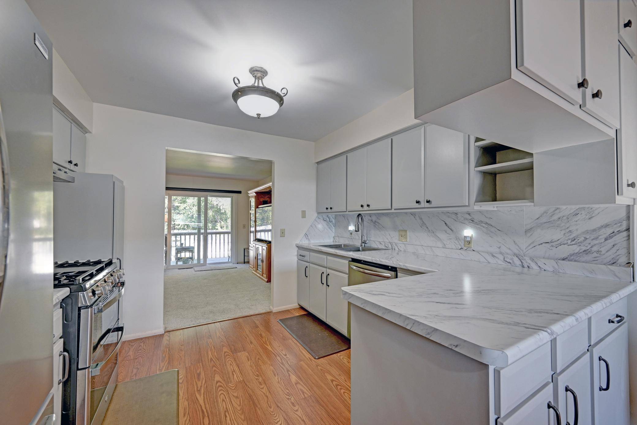 2725 9th LN, Anoka, MN 55303