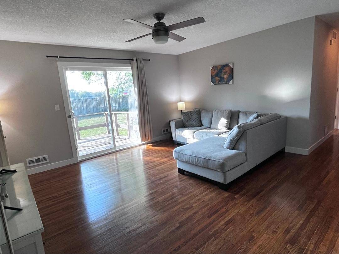 10361 Uplander ST NW, Coon Rapids, MN 55433