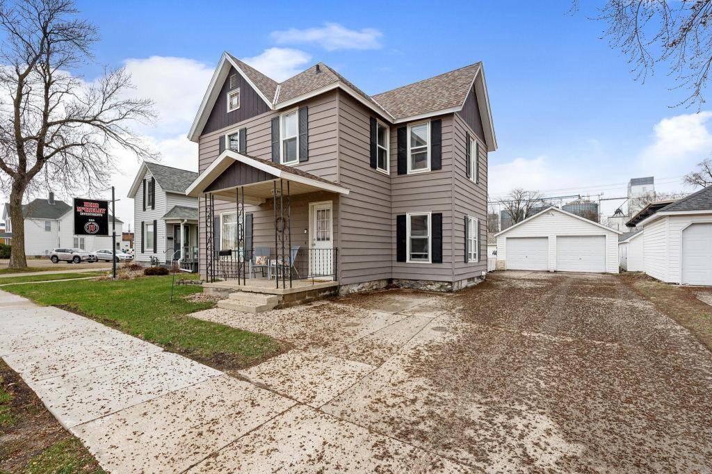 144 E Rose ST, Owatonna, MN 55060