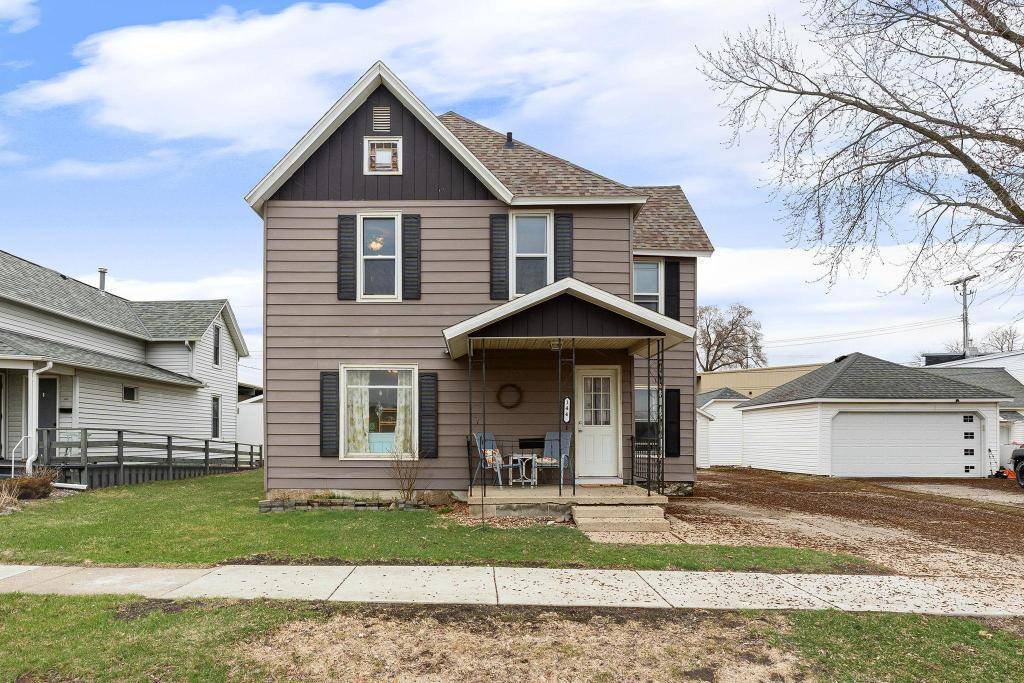 144 E Rose ST, Owatonna, MN 55060