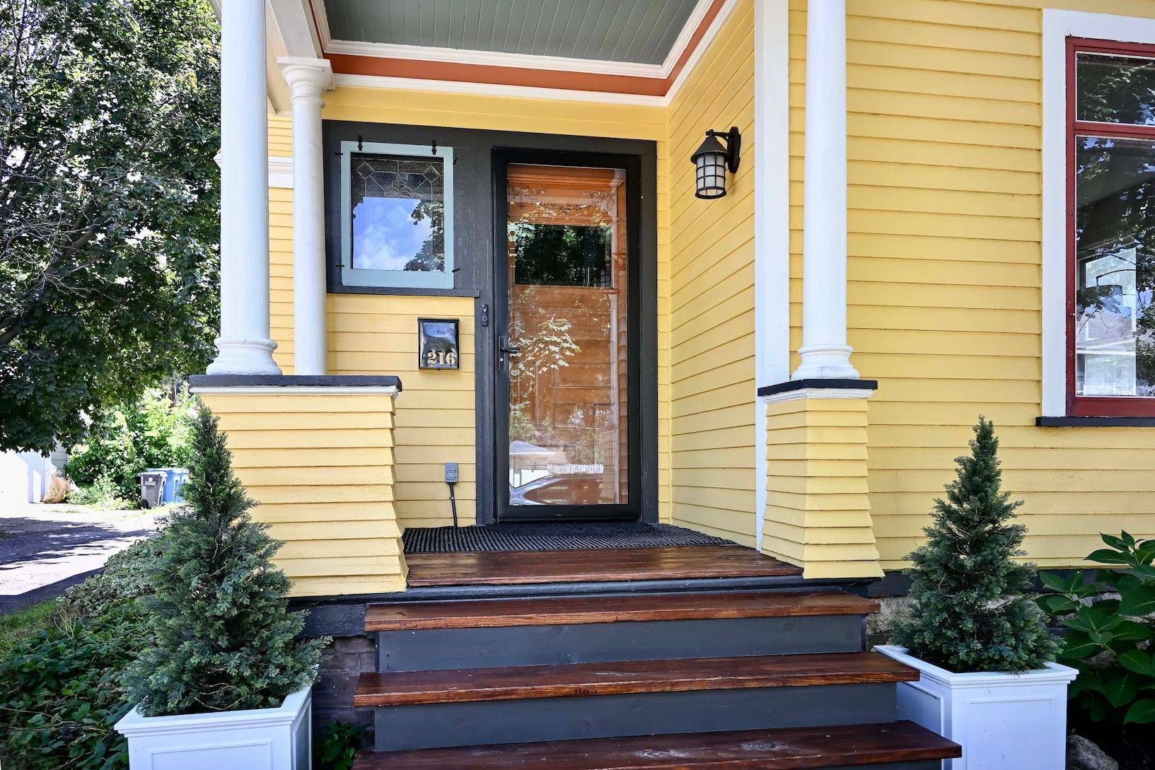 216 Kansas ST, Winona, MN 55987