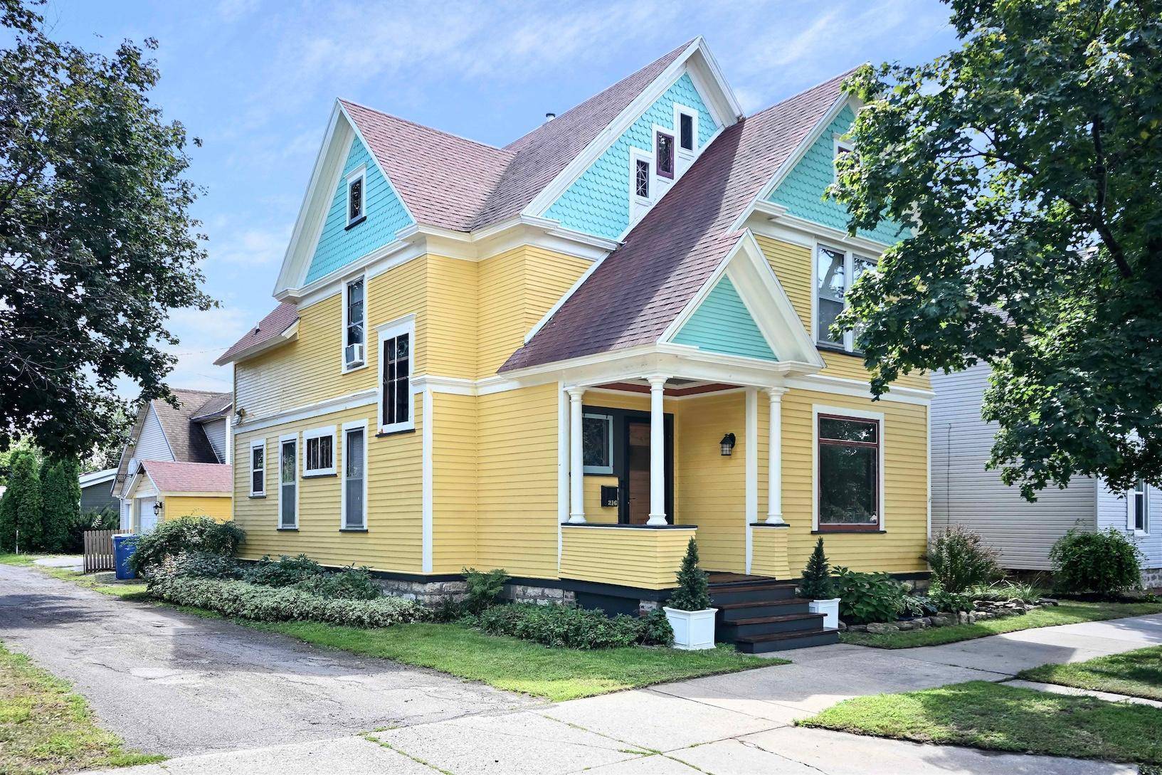 216 Kansas ST, Winona, MN 55987