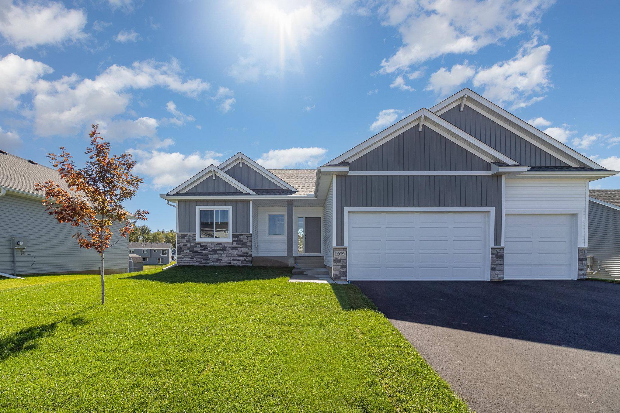 22790 Silverod ST NW, Saint Francis, MN 55070