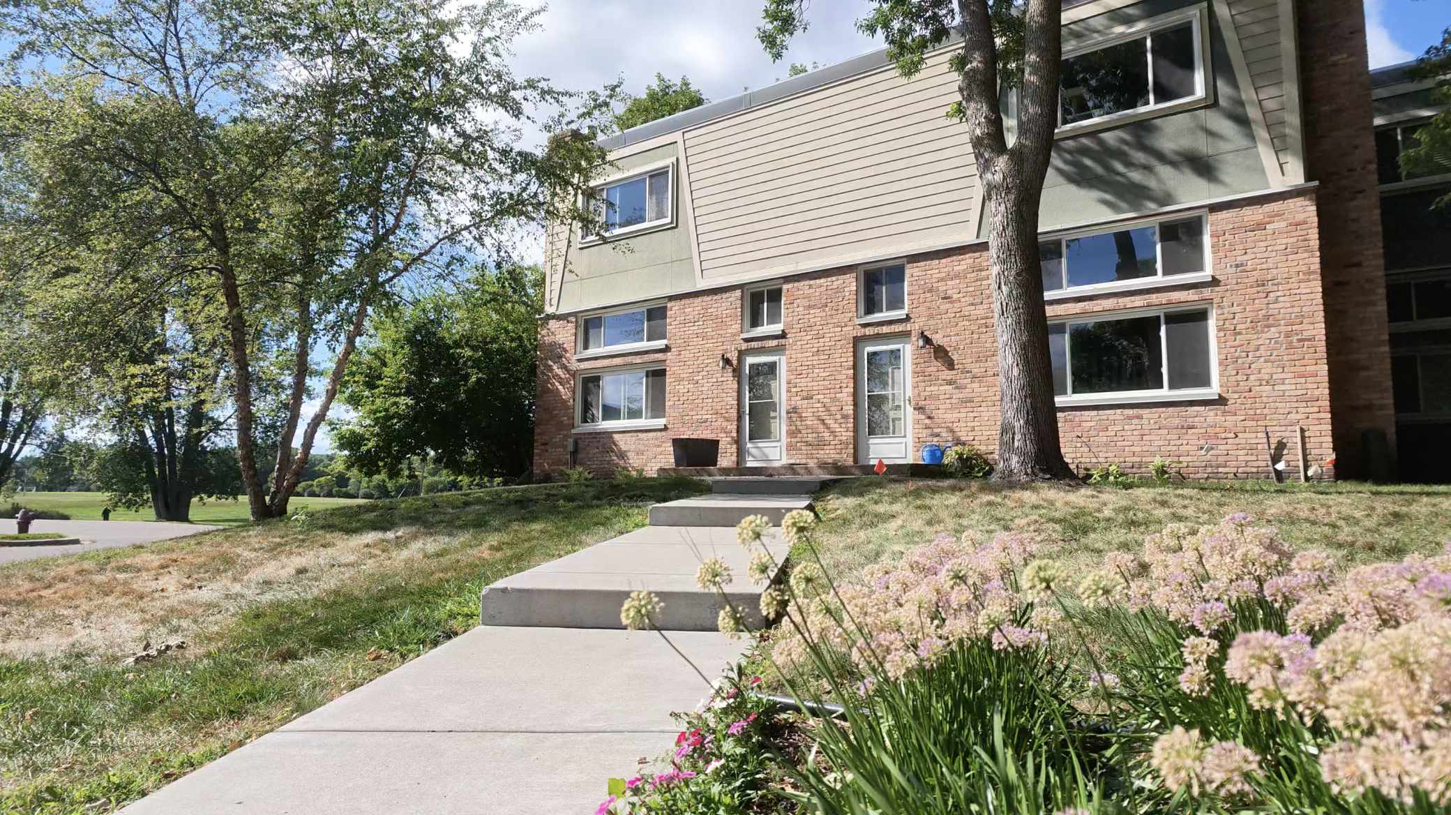 7451 W Franklin AVE, Saint Louis Park, MN 55426