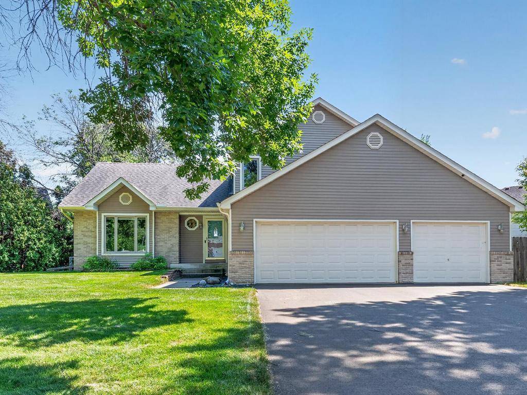 10615 52nd AVE N, Plymouth, MN 55442