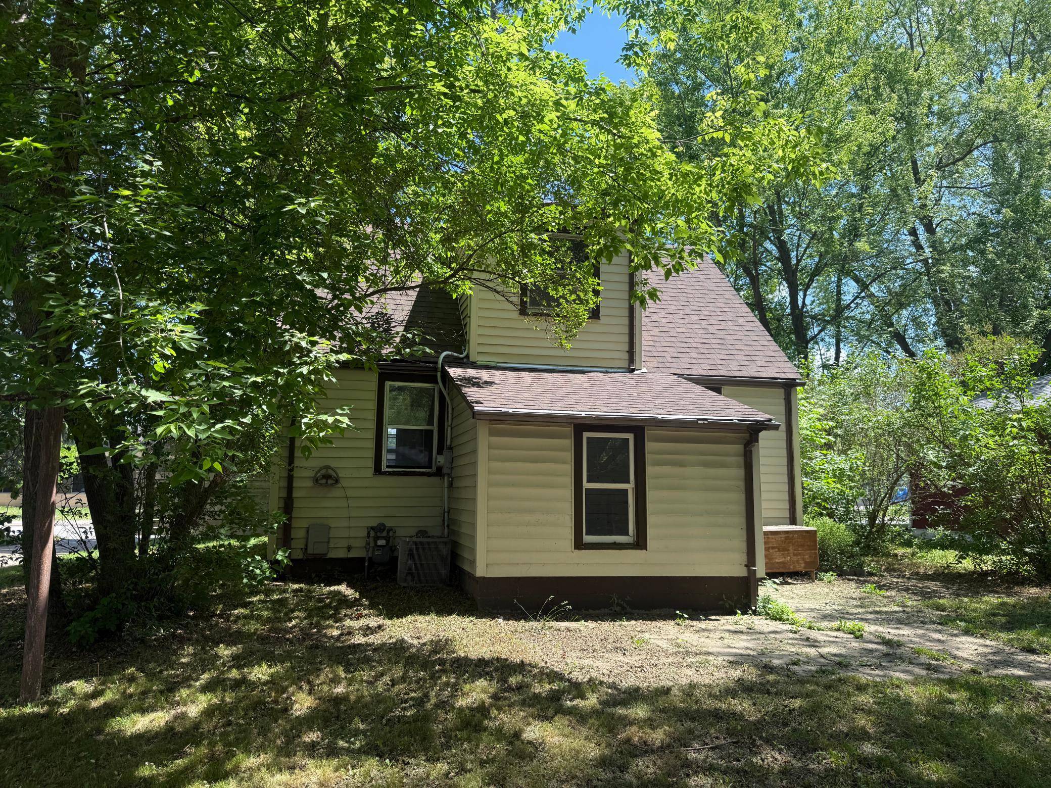 1017 10th AVE NE, Brainerd, MN 56401